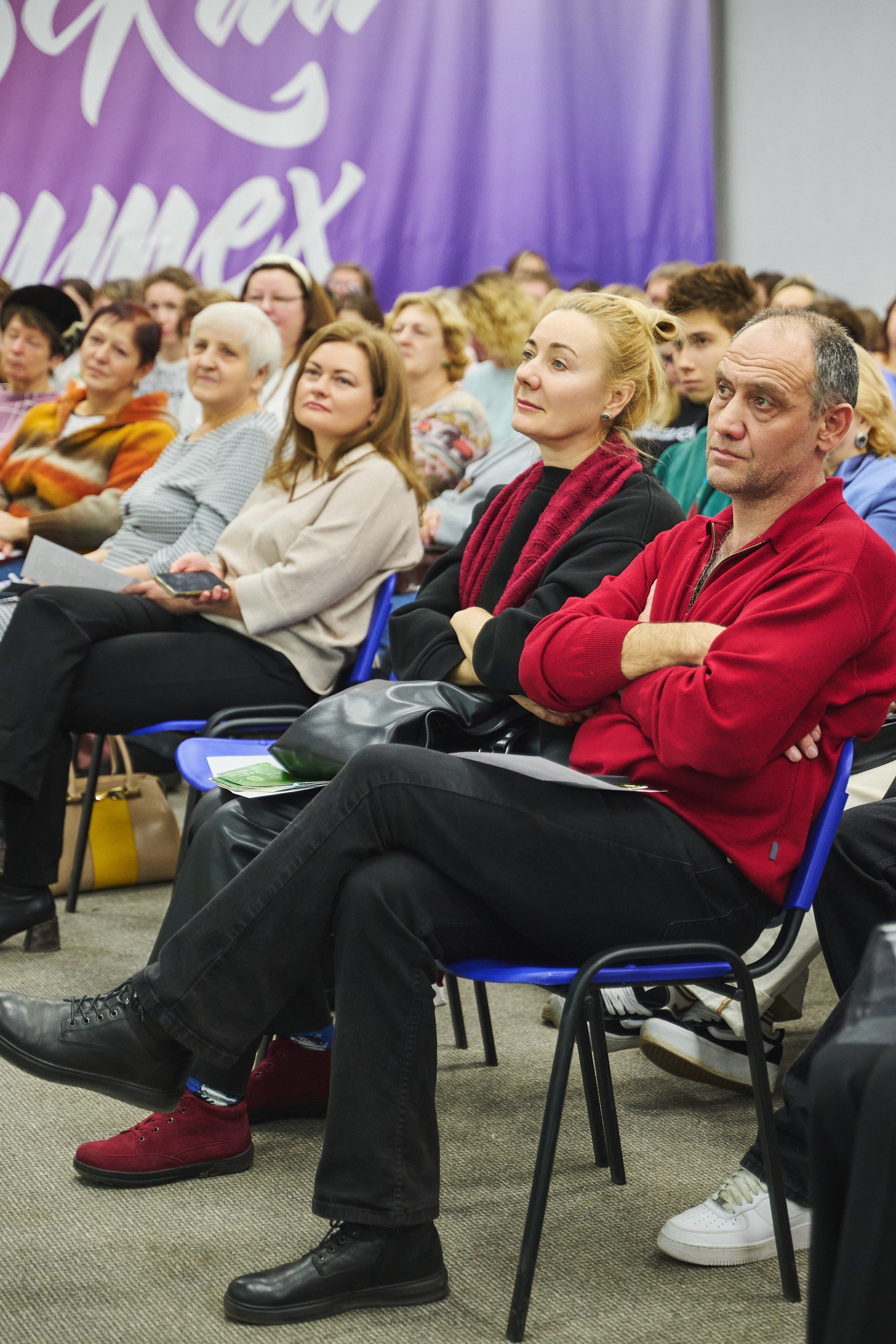 Ива Фонд — Цветущий город город Иваново. Фотограф в Иваново: Каталожная съемка одежды и постельного белья, Wildberries