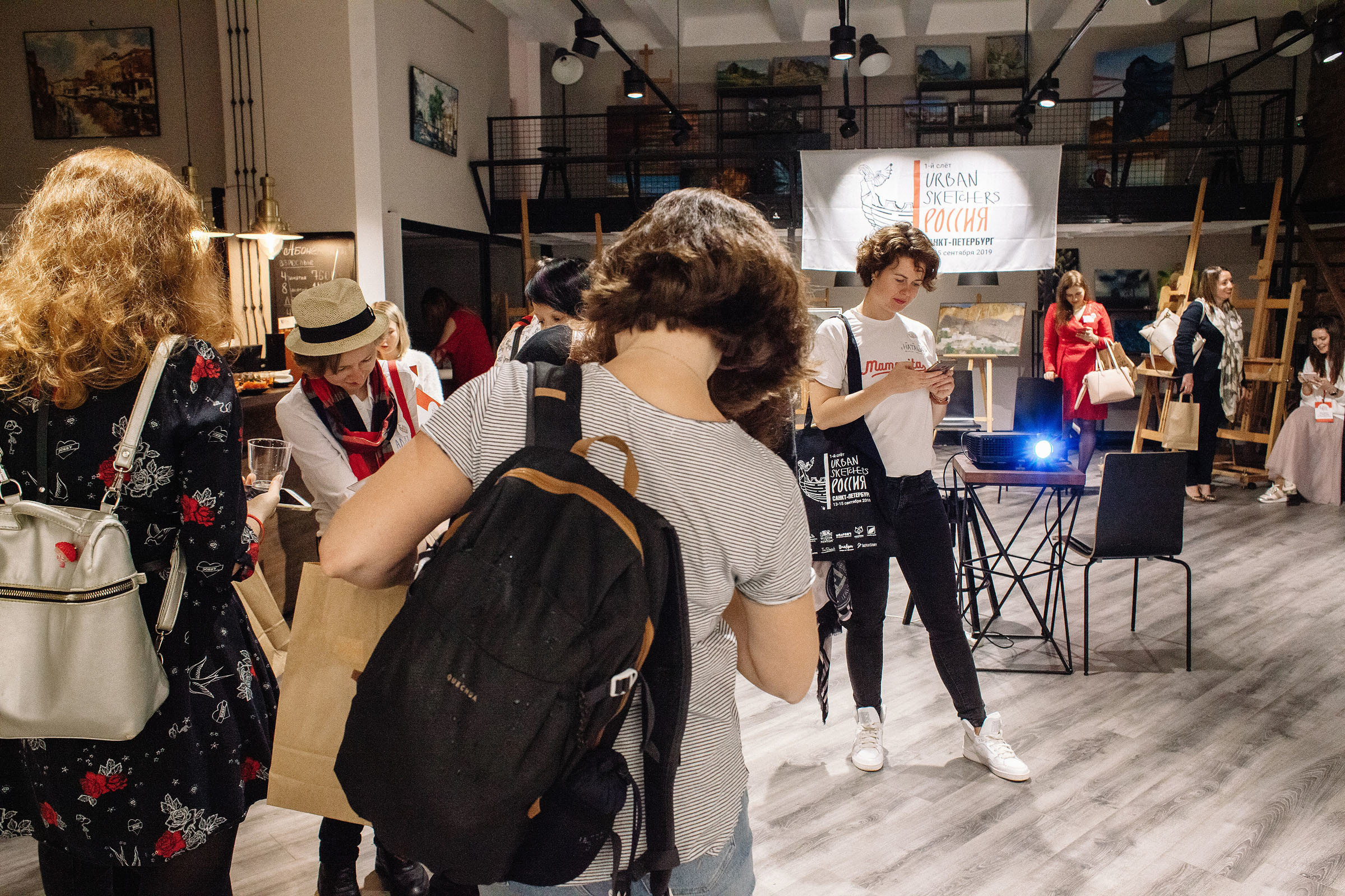 Первый слёт урбан скетчеров в Санкт-Петербурге  USKRussia 2019. Семейный и свадебный фотограф в Майкопе Михаил Мартиросян