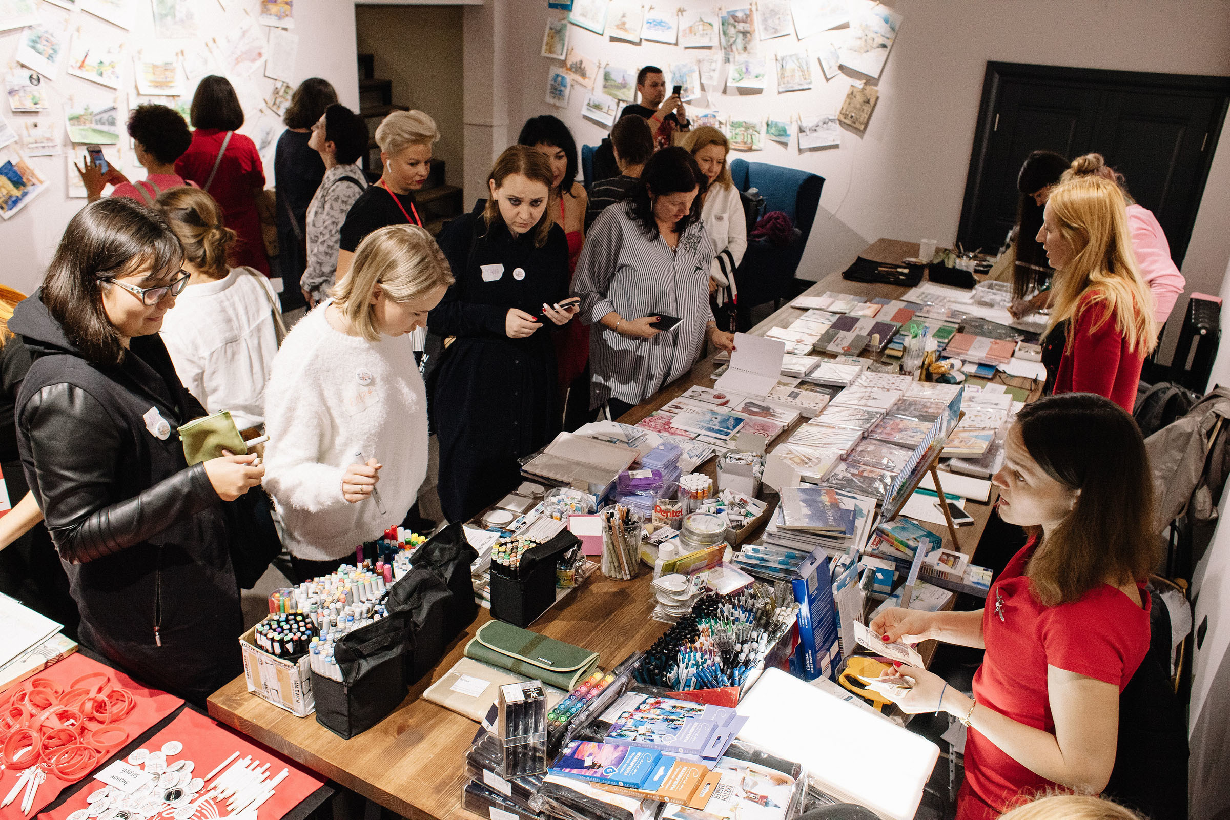 Первый слёт урбан скетчеров в Санкт-Петербурге  USKRussia 2019. Семейный и свадебный фотограф в Майкопе Михаил Мартиросян