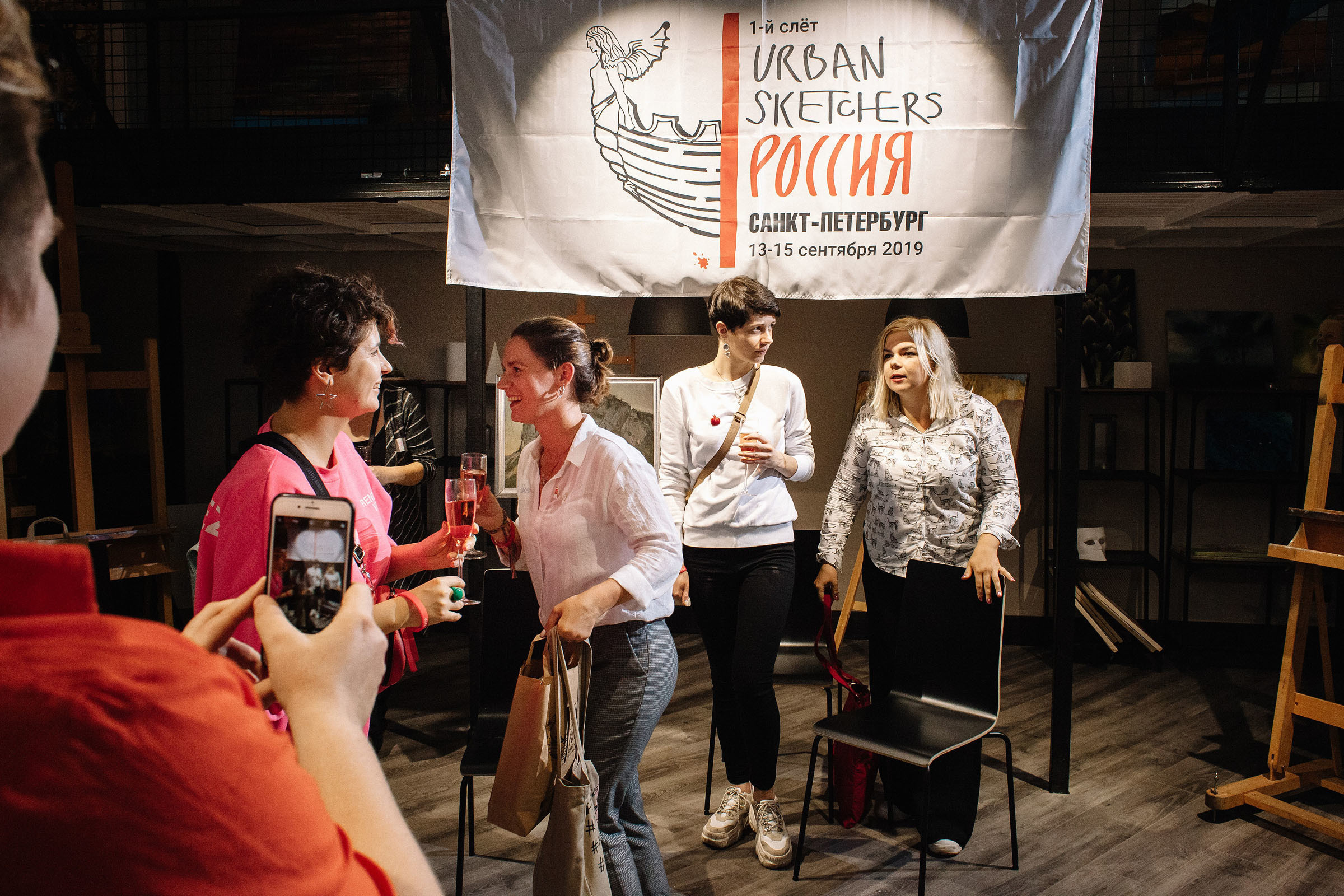 Первый слёт урбан скетчеров в Санкт-Петербурге  USKRussia 2019. Семейный и свадебный фотограф в Майкопе Михаил Мартиросян