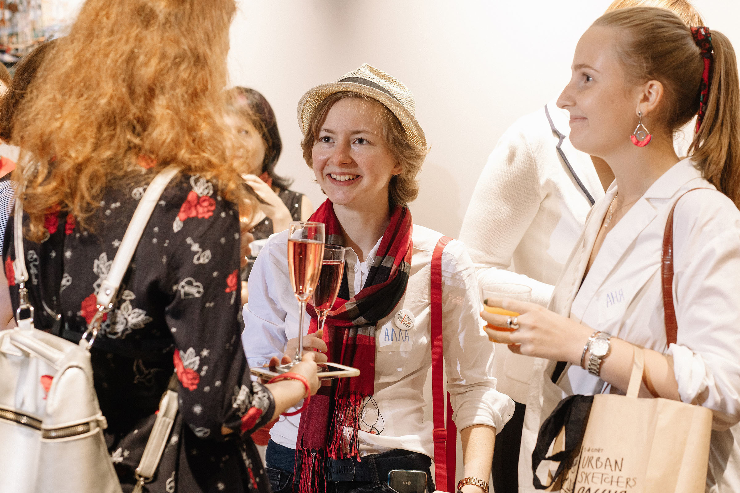 Первый слёт урбан скетчеров в Санкт-Петербурге  USKRussia 2019. Семейный и свадебный фотограф в Майкопе Михаил Мартиросян