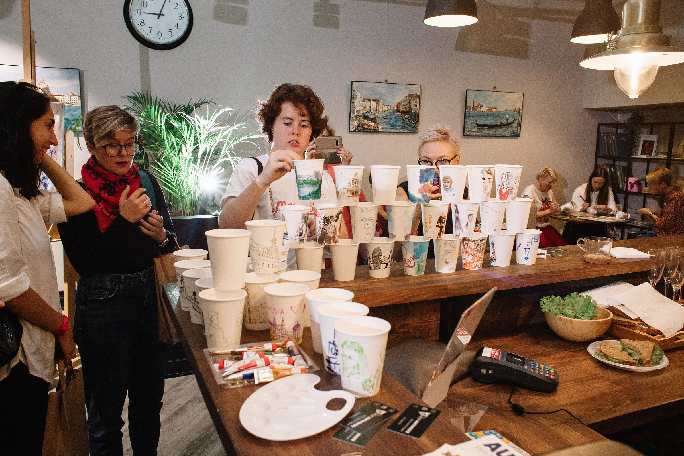 Первый слёт урбан скетчеров в Санкт-Петербурге  USKRussia 2019. Семейный и свадебный фотограф в Майкопе Михаил Мартиросян