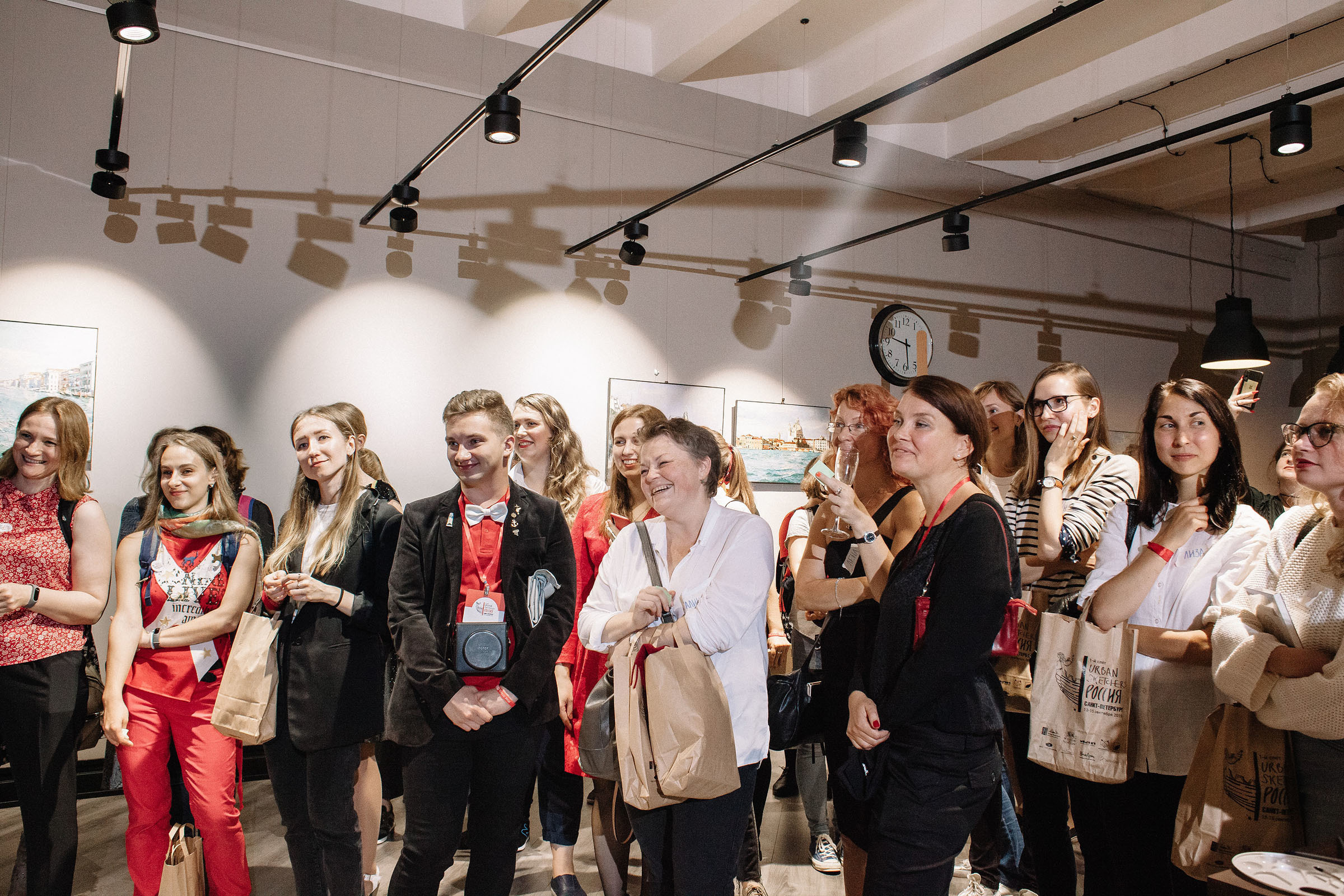 Первый слёт урбан скетчеров в Санкт-Петербурге  USKRussia 2019. Семейный и свадебный фотограф в Майкопе Михаил Мартиросян
