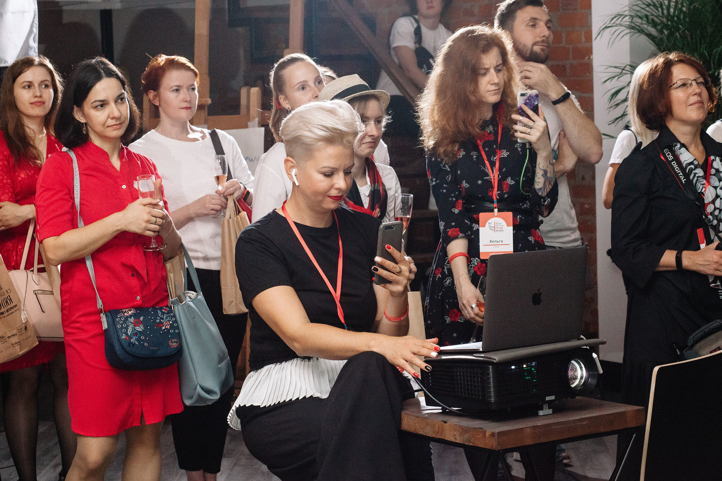 Первый слёт урбан скетчеров в Санкт-Петербурге  USKRussia 2019. Семейный и свадебный фотограф в Майкопе Михаил Мартиросян