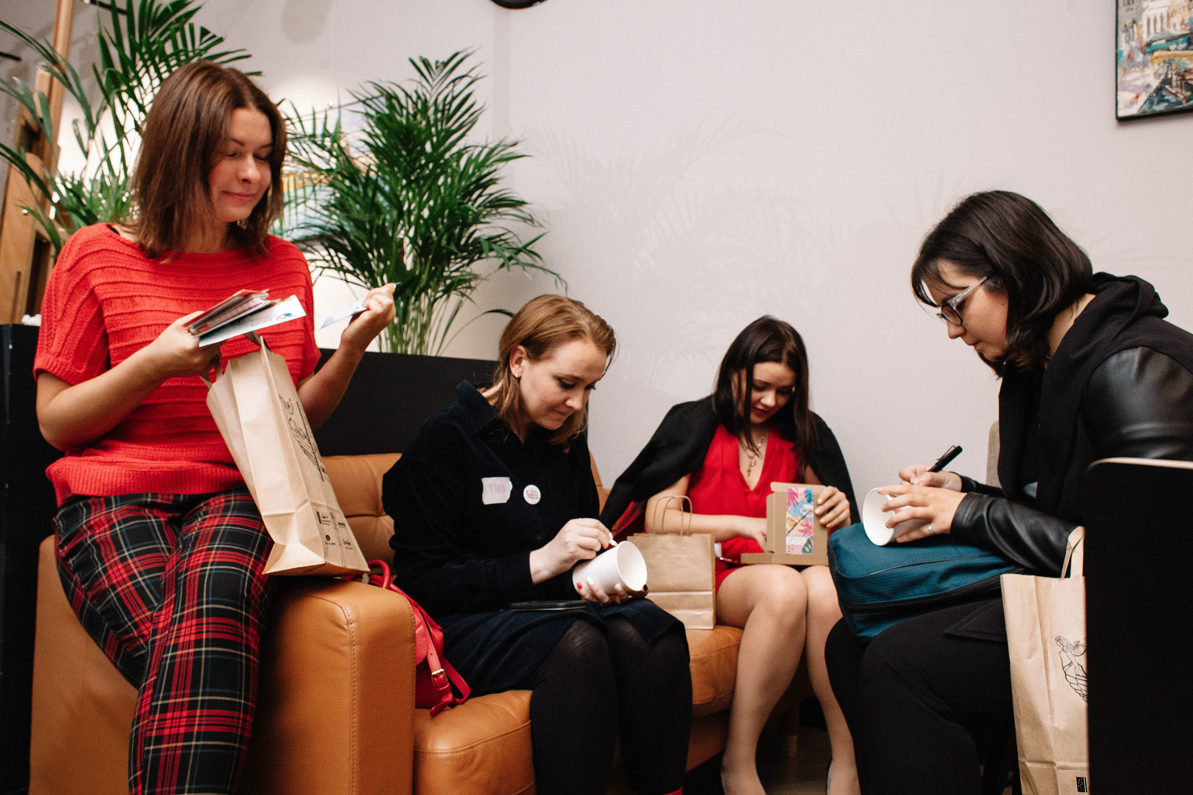 Первый слёт урбан скетчеров в Санкт-Петербурге  USKRussia 2019. Семейный и свадебный фотограф в Майкопе Михаил Мартиросян