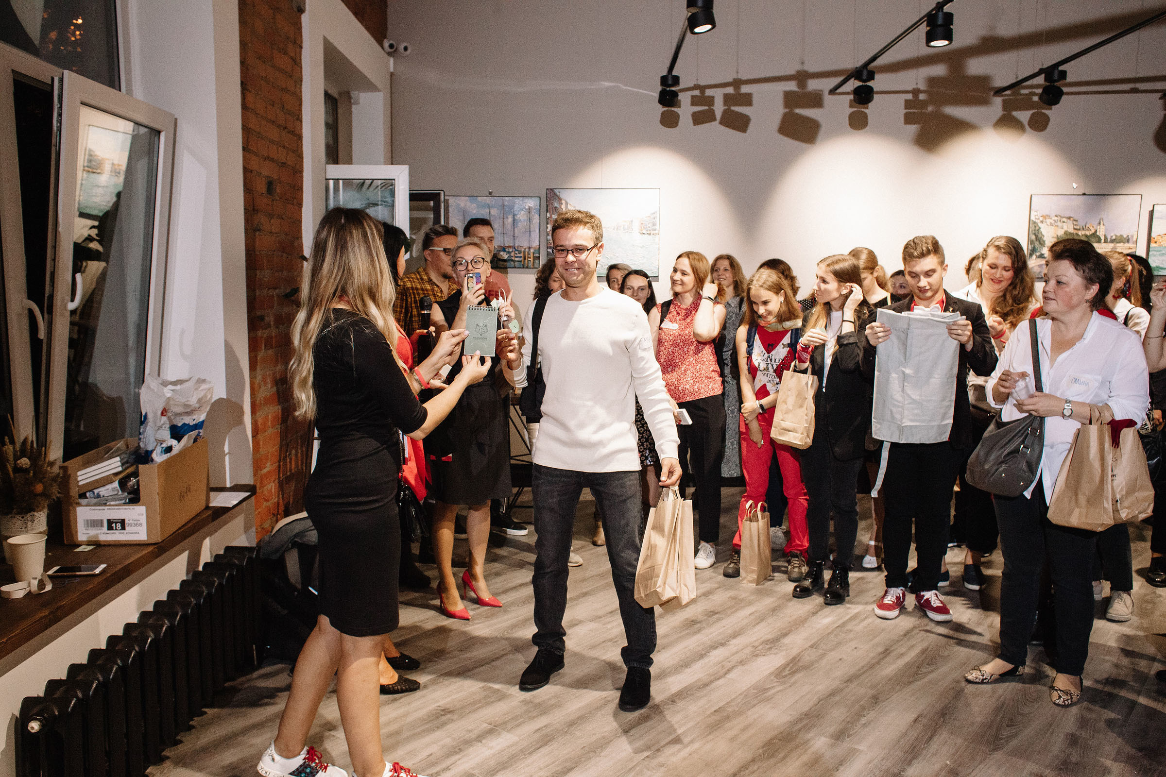 Первый слёт урбан скетчеров в Санкт-Петербурге  USKRussia 2019. Семейный и свадебный фотограф в Майкопе Михаил Мартиросян