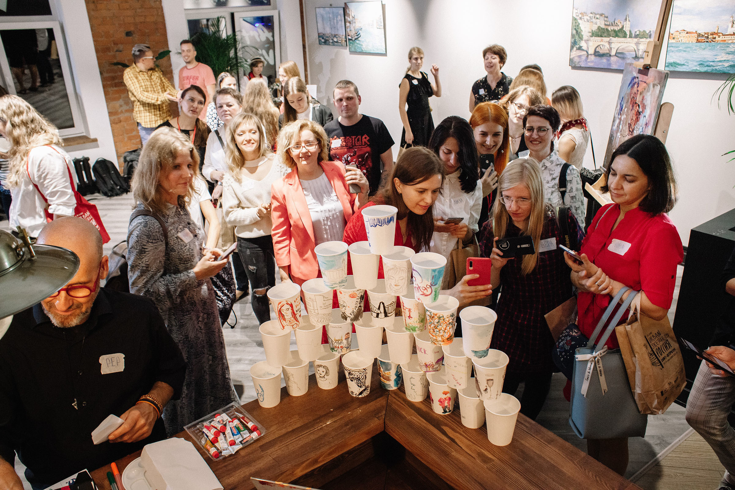 Первый слёт урбан скетчеров в Санкт-Петербурге  USKRussia 2019. Семейный и свадебный фотограф в Майкопе Михаил Мартиросян