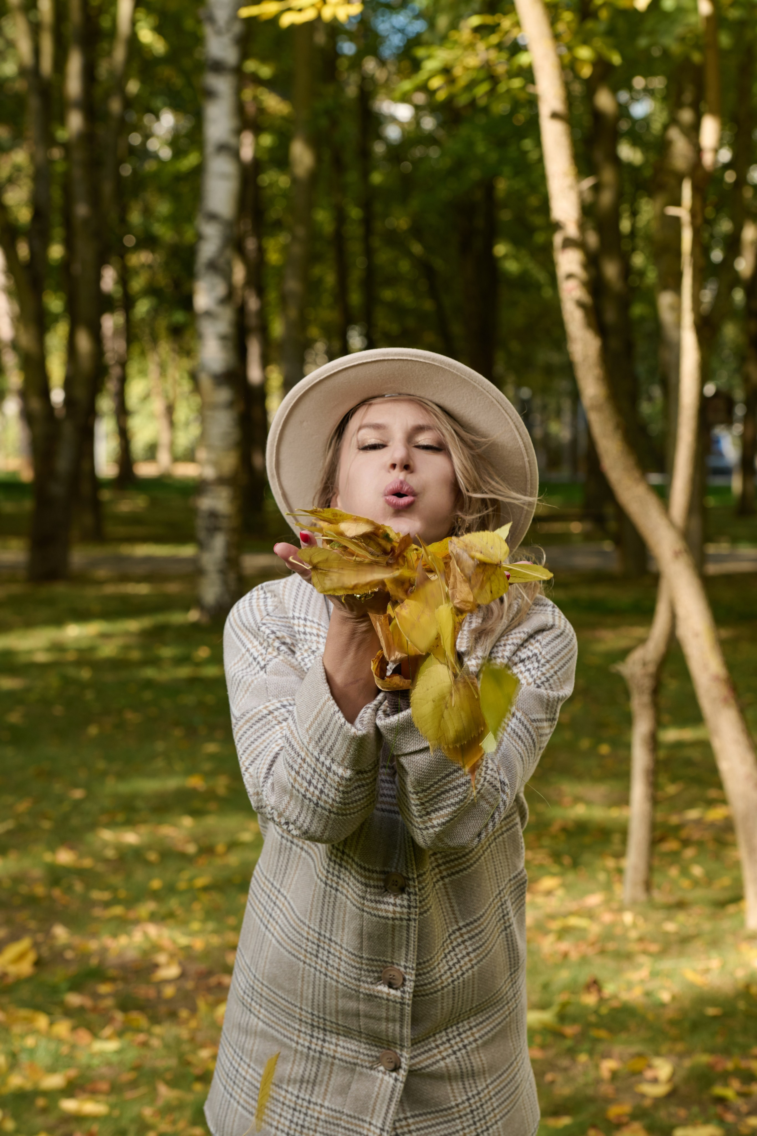 Фотосессия с Татьяной в осеннем парке. Портретный фотограф в Краснодаре Евгений Карпов