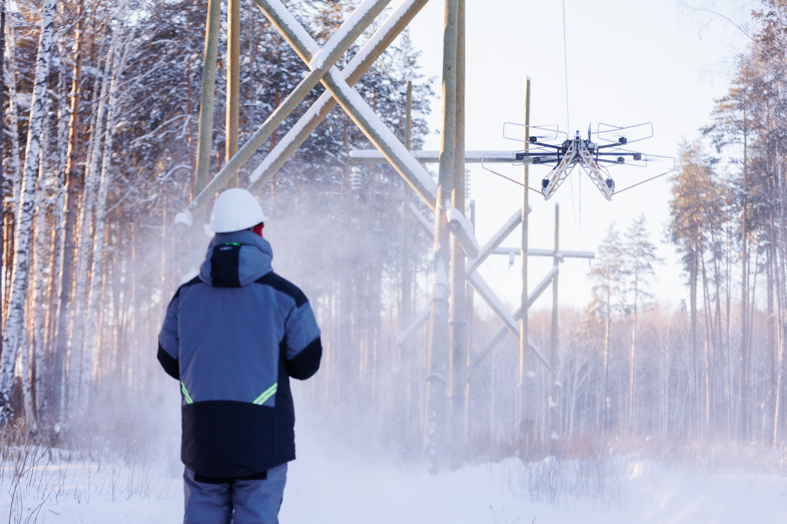 Съемка производства роботизированного комплекса для мониторинга и технического обслуживания CableWalker. Контент для бизнеса в Екатеринбурге Полдень Медиа