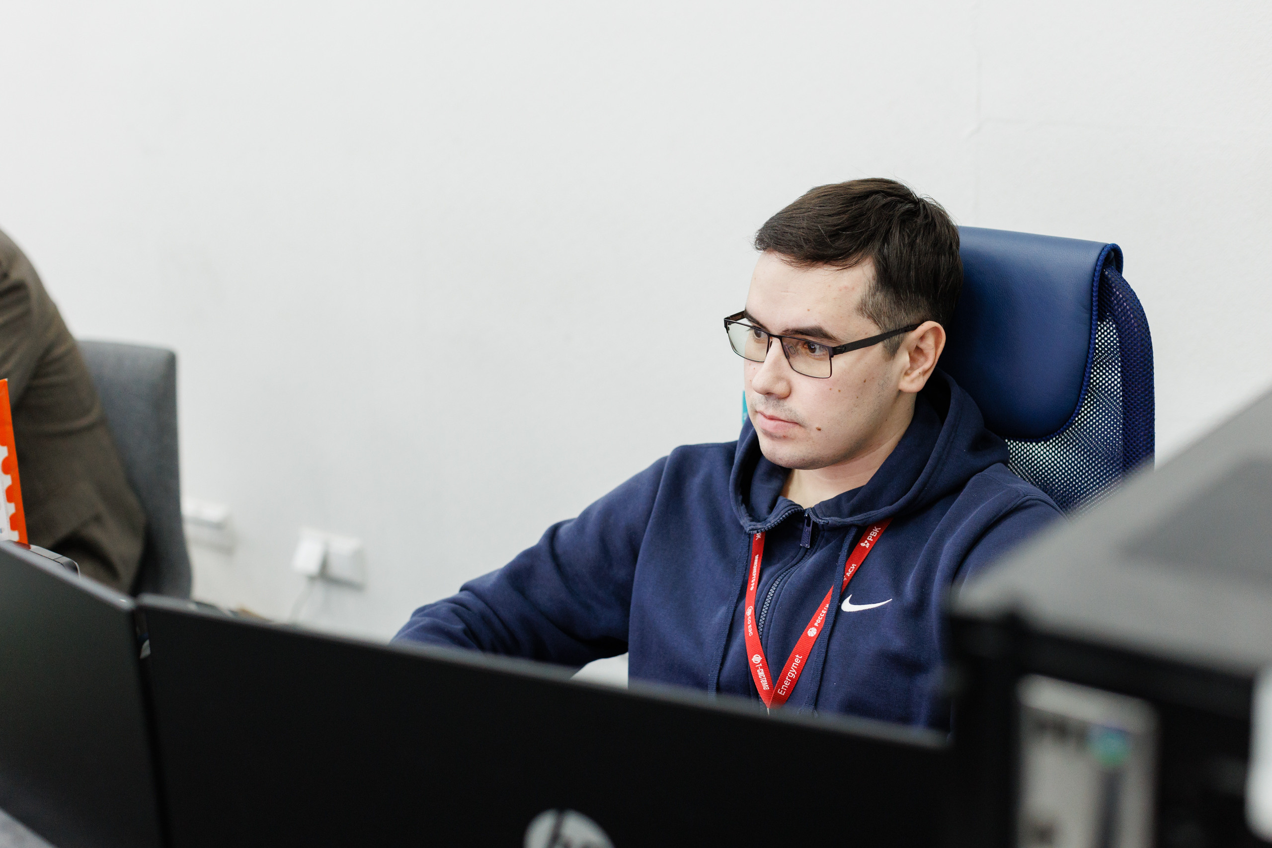 Съемка производства роботизированного комплекса для мониторинга и технического обслуживания CableWalker. Контент для бизнеса в Екатеринбурге Полдень Медиа