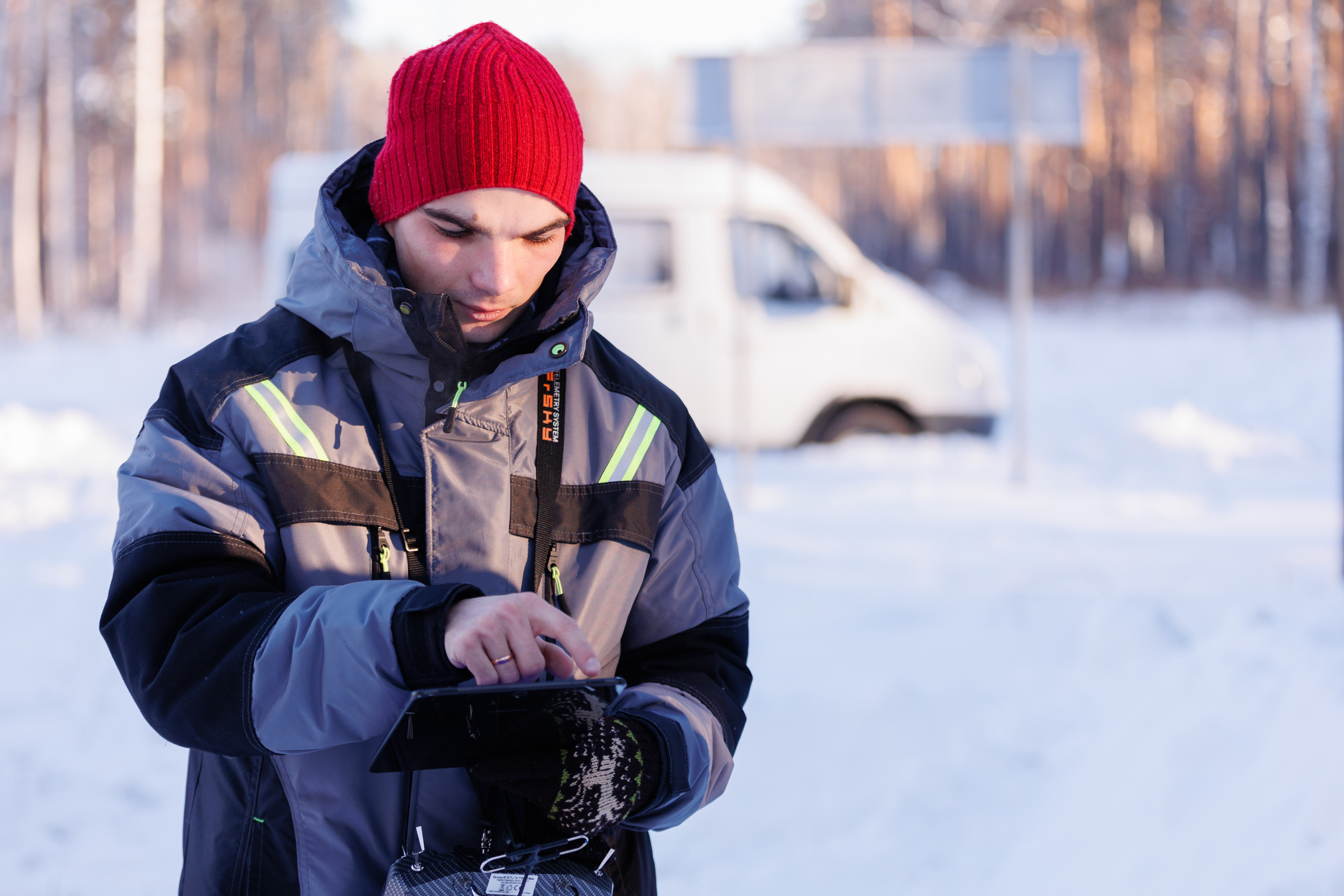 Съемка производства роботизированного комплекса для мониторинга и технического обслуживания CableWalker. Контент для бизнеса в Екатеринбурге Полдень Медиа