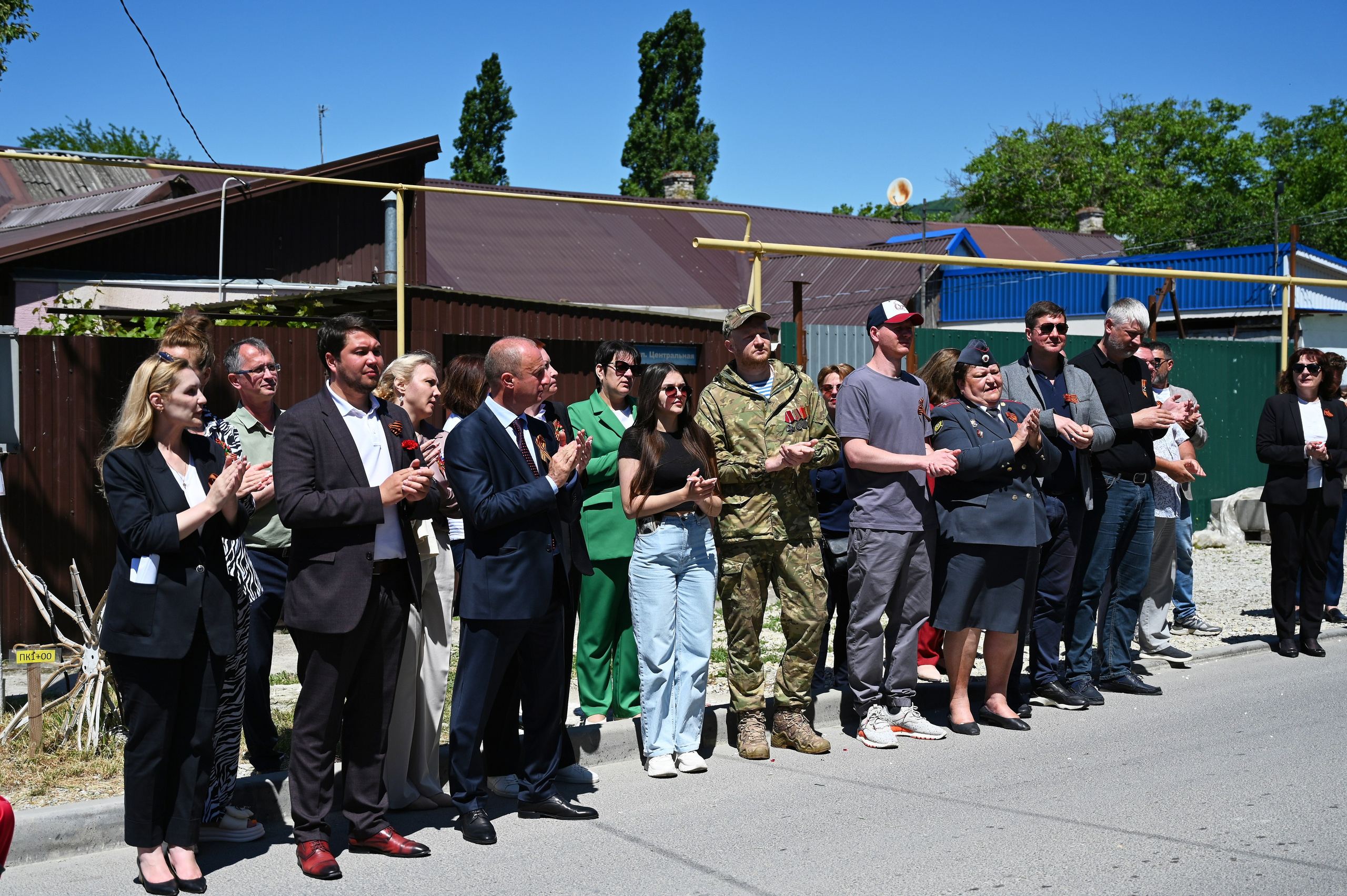 Митинг в с. Виноградное. Жизнь курорта Кабардинка в фотографиях