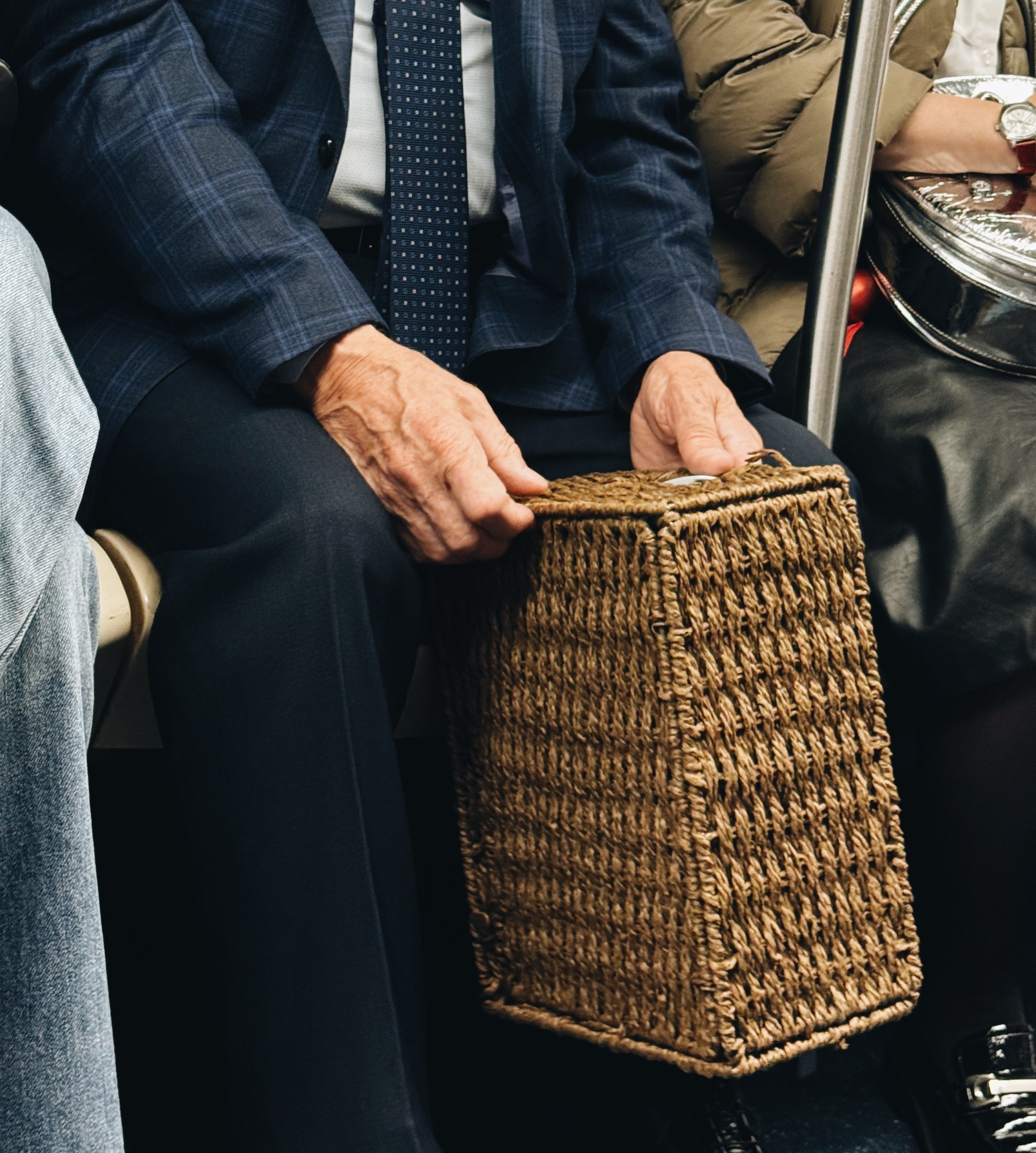 #руки_незнакомцев. Главная