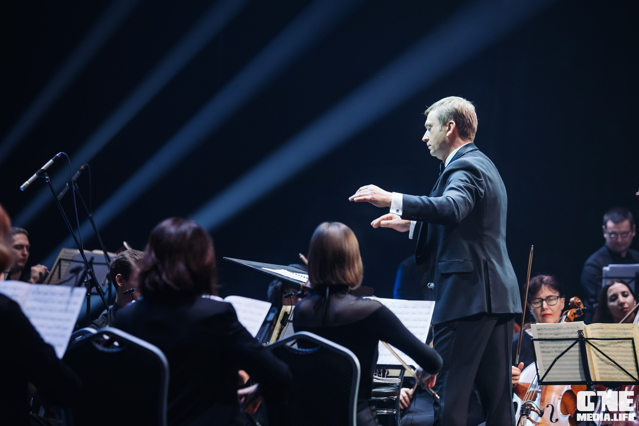 Концерт 8 марта в Янтарь холл. One Media Life: фоторепортажи, фотоотчеты с мероприятий и заведений