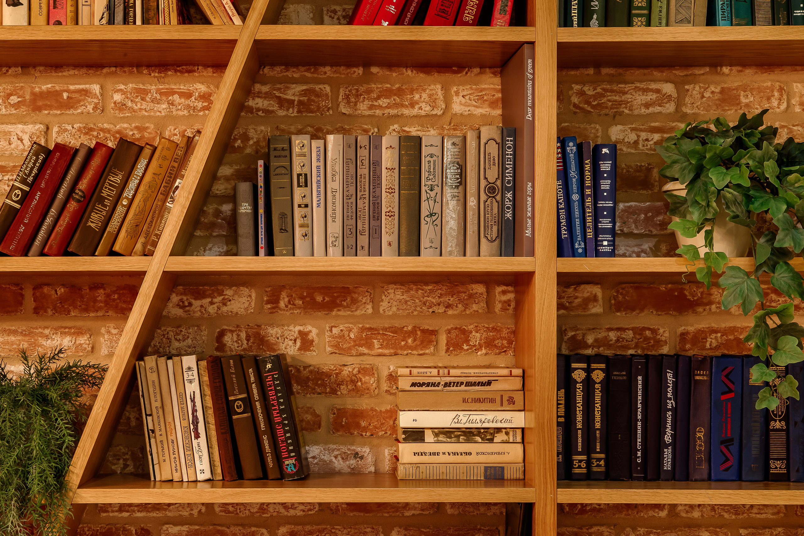 Интерьерная фотосъёмка кафе, ресторанов и баров в Москве. Интерьерный фотограф Дмитрий Медведев. Фуд-фотограф в Москве Дмитрий Медведев. Фуд-фото и контент для ресторанов, кафе и баров