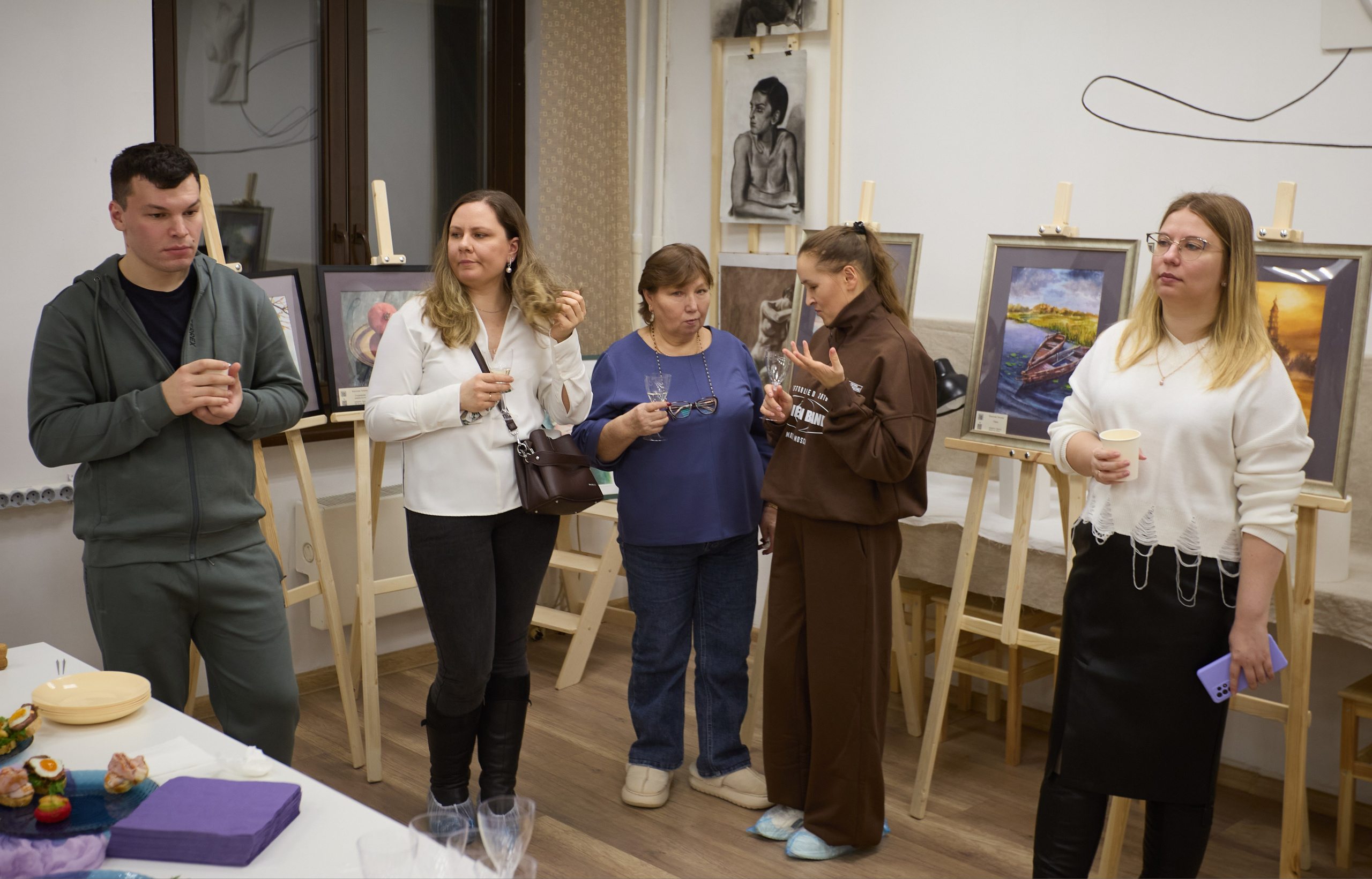 GRAFIKA. Фотограф видеограф в Москве и Московской области Саша Секрет