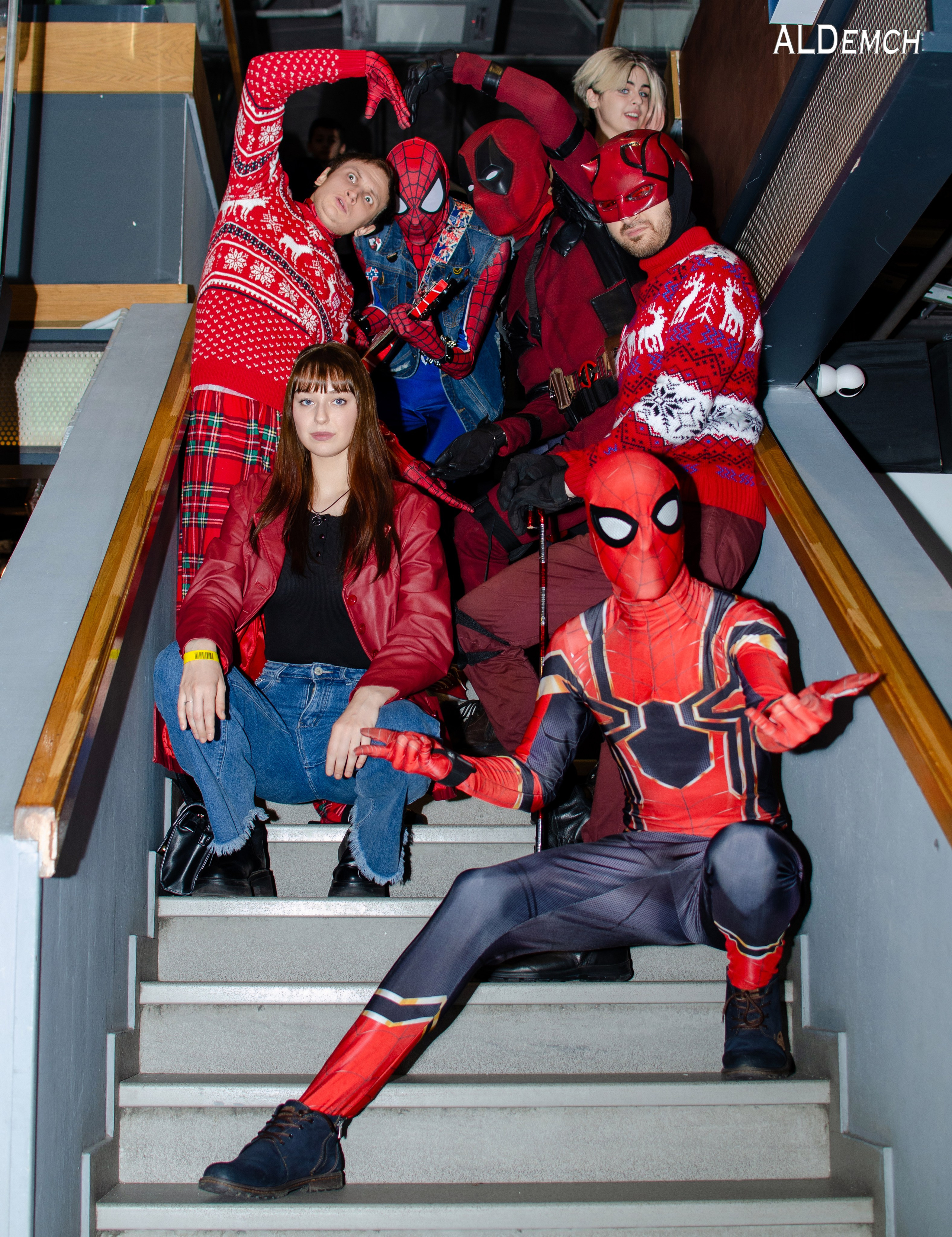 Марвел комикс картинки персонажей и косплей фото в России