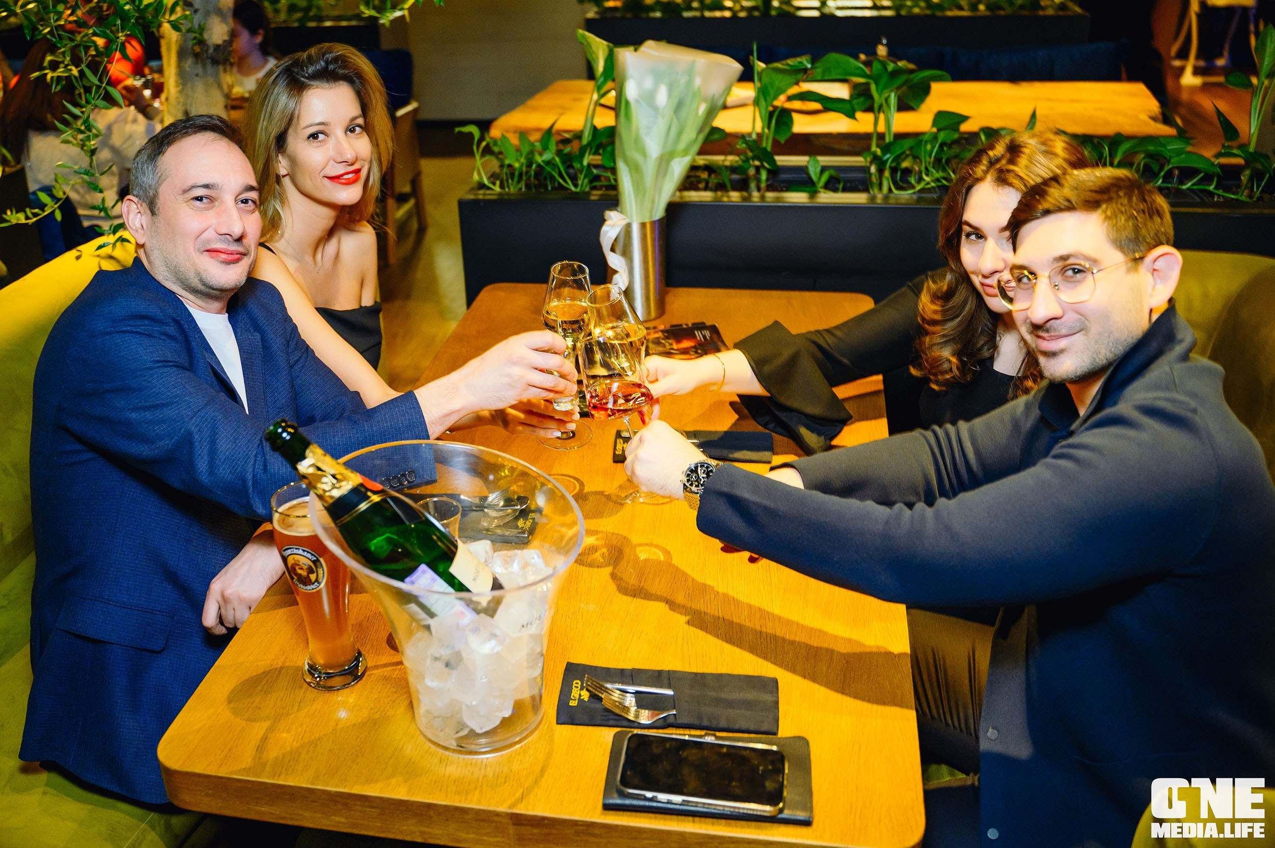 8 Марта в El Greco. One Media Life: фоторепортажи, фотоотчеты с мероприятий и заведений