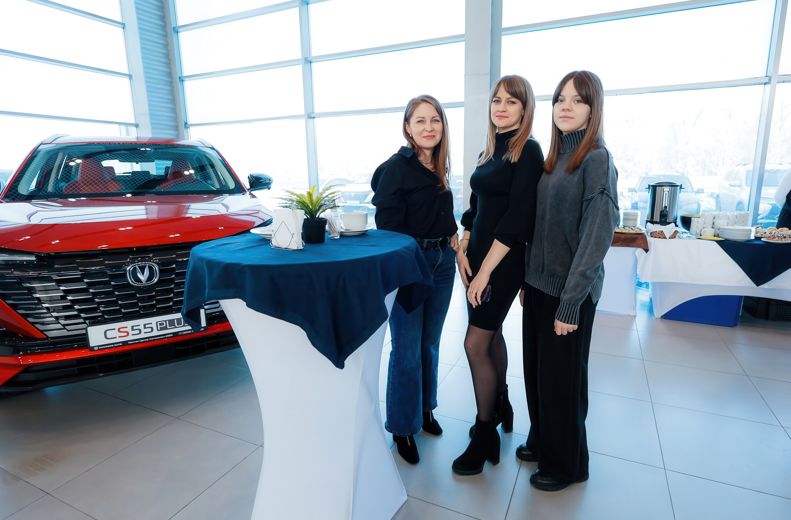 01.03 Автосалон-2000. Презентация нового ChanGan. Команда специалистов в мире фотографии и видео. Детский фотограф, семейный фотограф