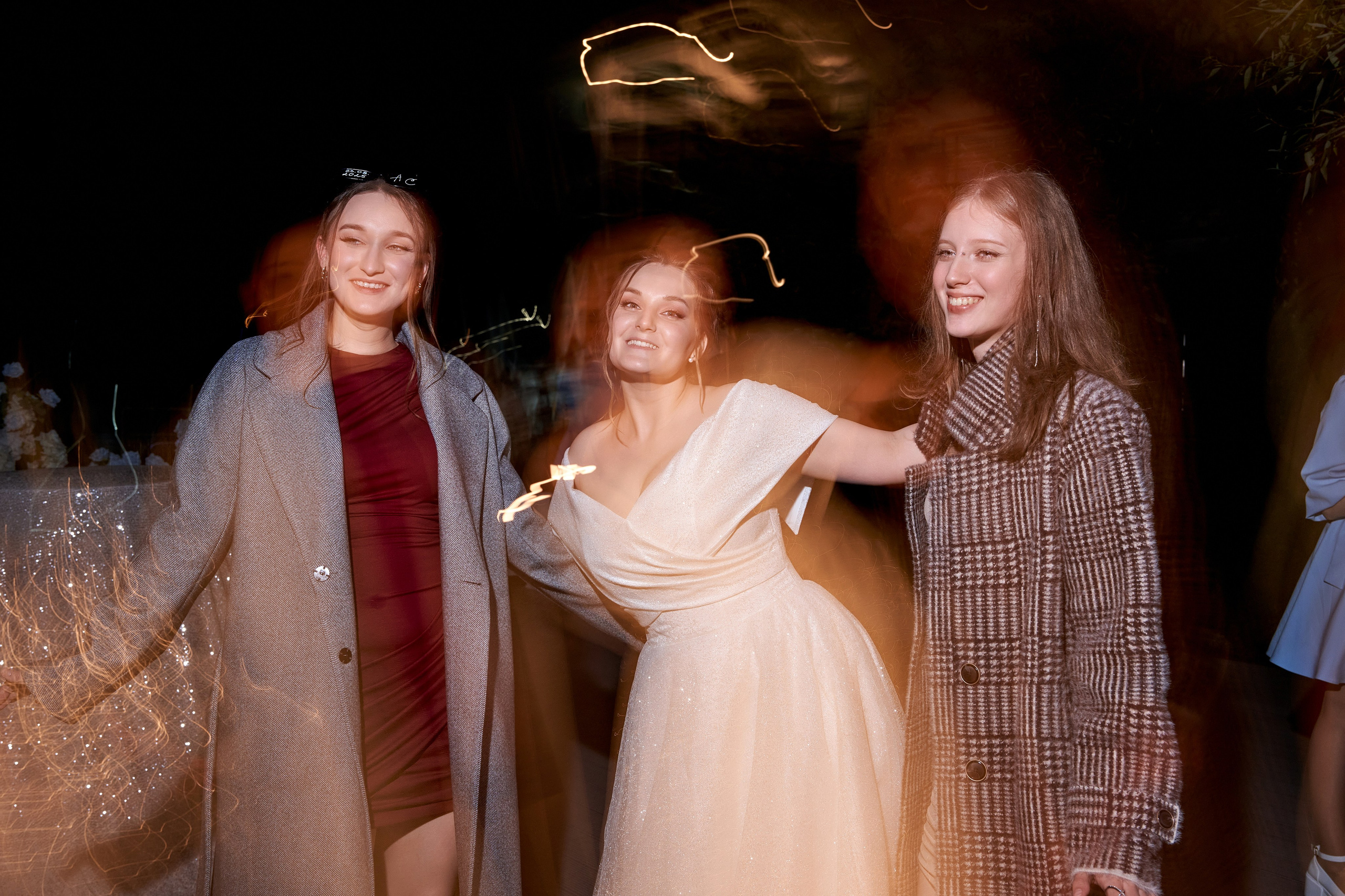 Нежная свадьба Антона и Софьи в яхт-клубе «Портофино». Фотограф Меняйло Евгений. Свадьба. Портрет. Репортаж. Семья. Контент