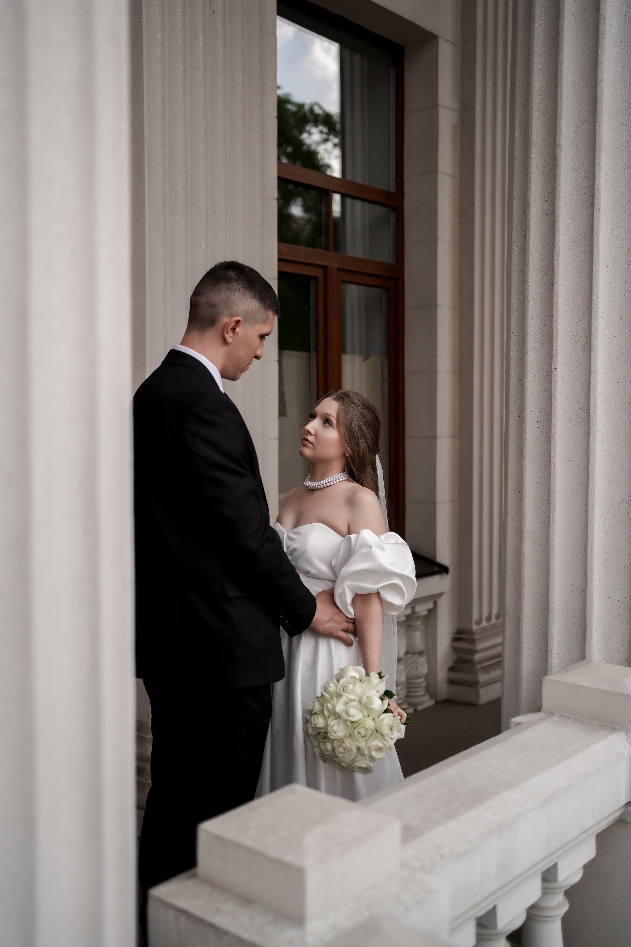 Фотограф и видеограф на свадьбу в Ростове-на-Дону 2026. Профессиональная работа, качественный результат. Свадебный фотограф в Ростове-на-Дону. Таинство Крещения и Венчания, семейные фотосессии. Алёна Чёботова