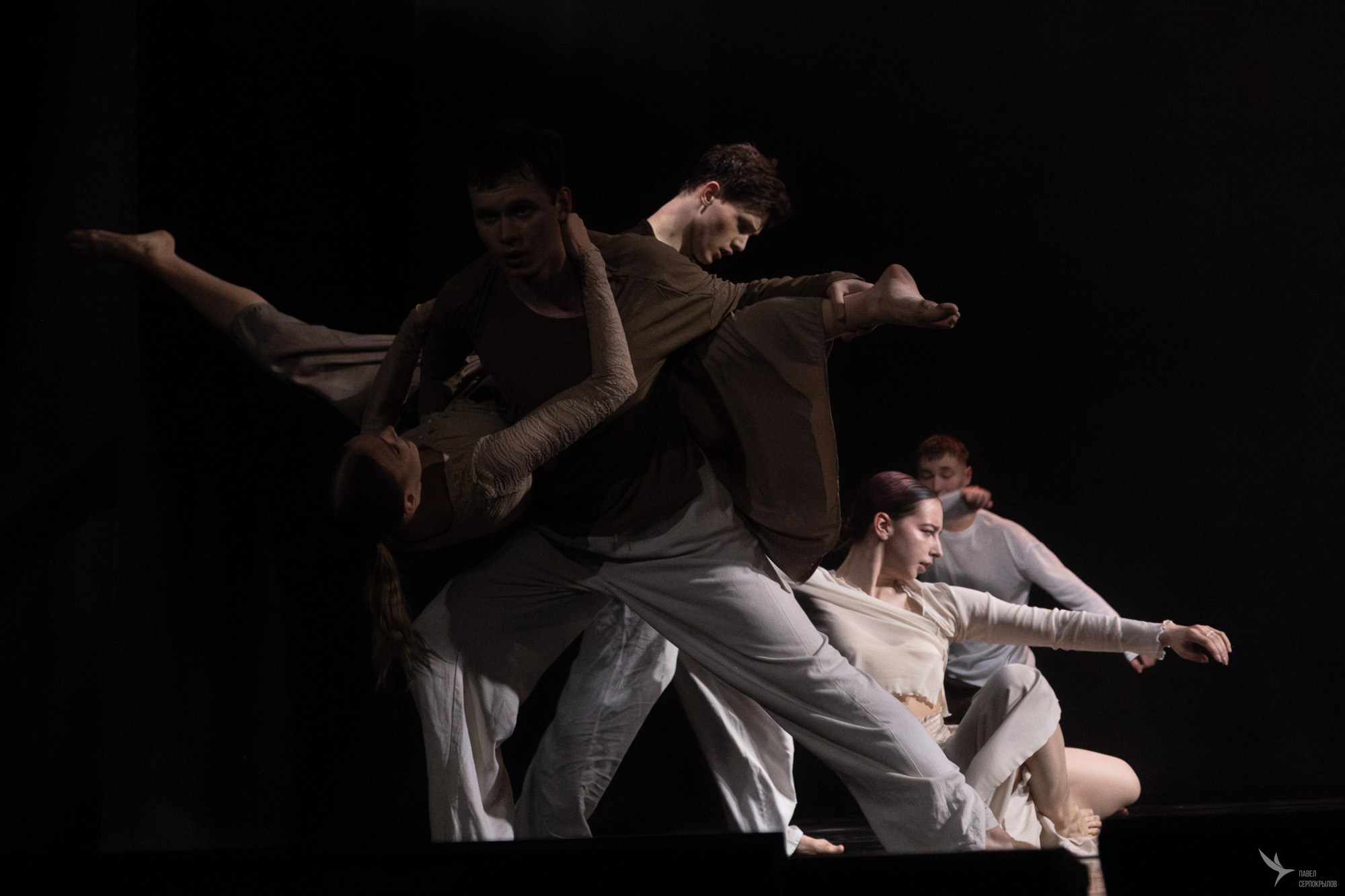 Пластический спектакль команды СЕВЕР «Голос ветра. Молчание мрамора». Репортажный фотограф в Казани Павел Серпокрылов