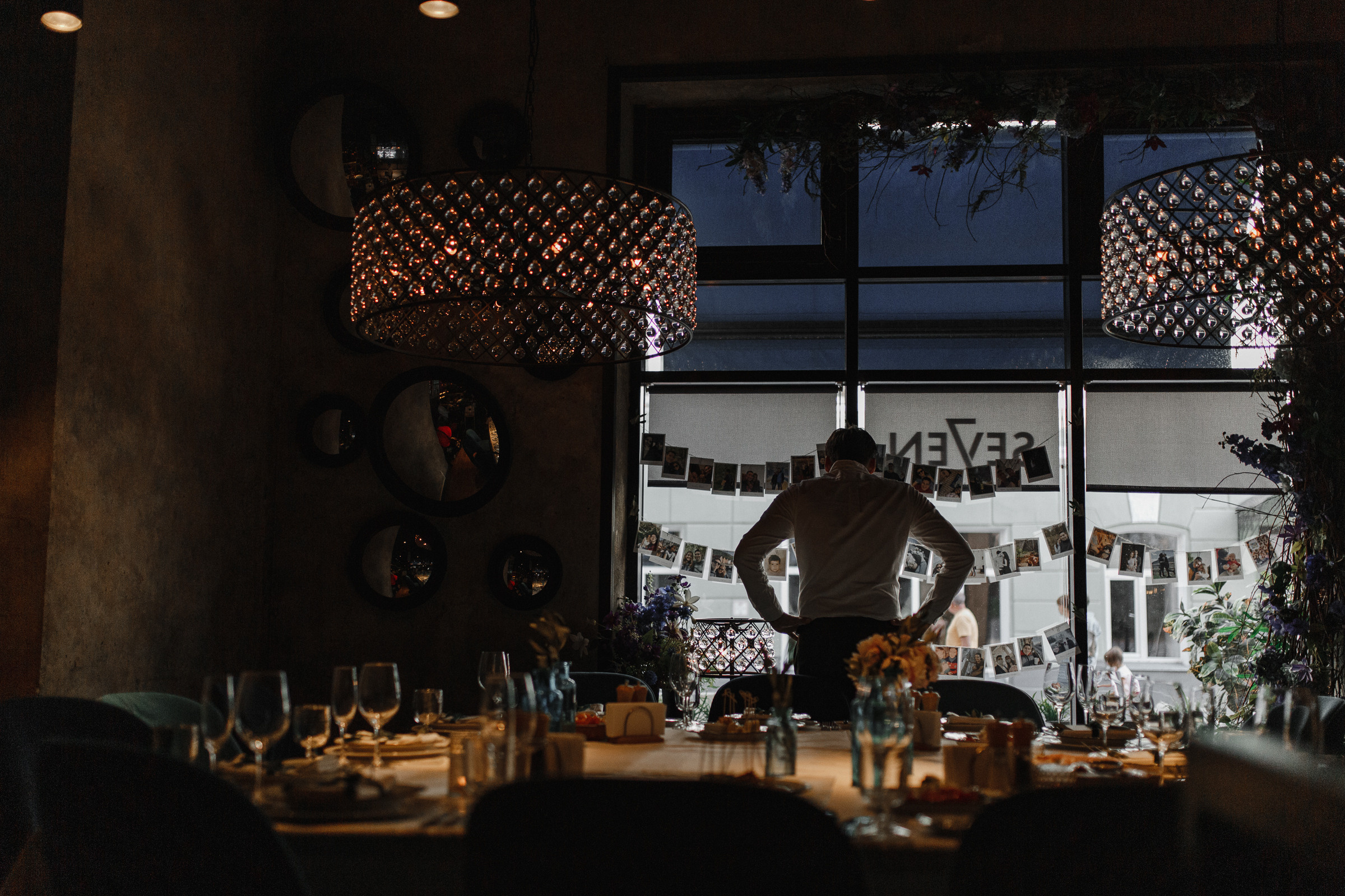 Свадебная фотосессия в оранжерее/Камерный ужин в центре Москвы Seven Rest. Свадебный фотограф в Москве Мария Крош