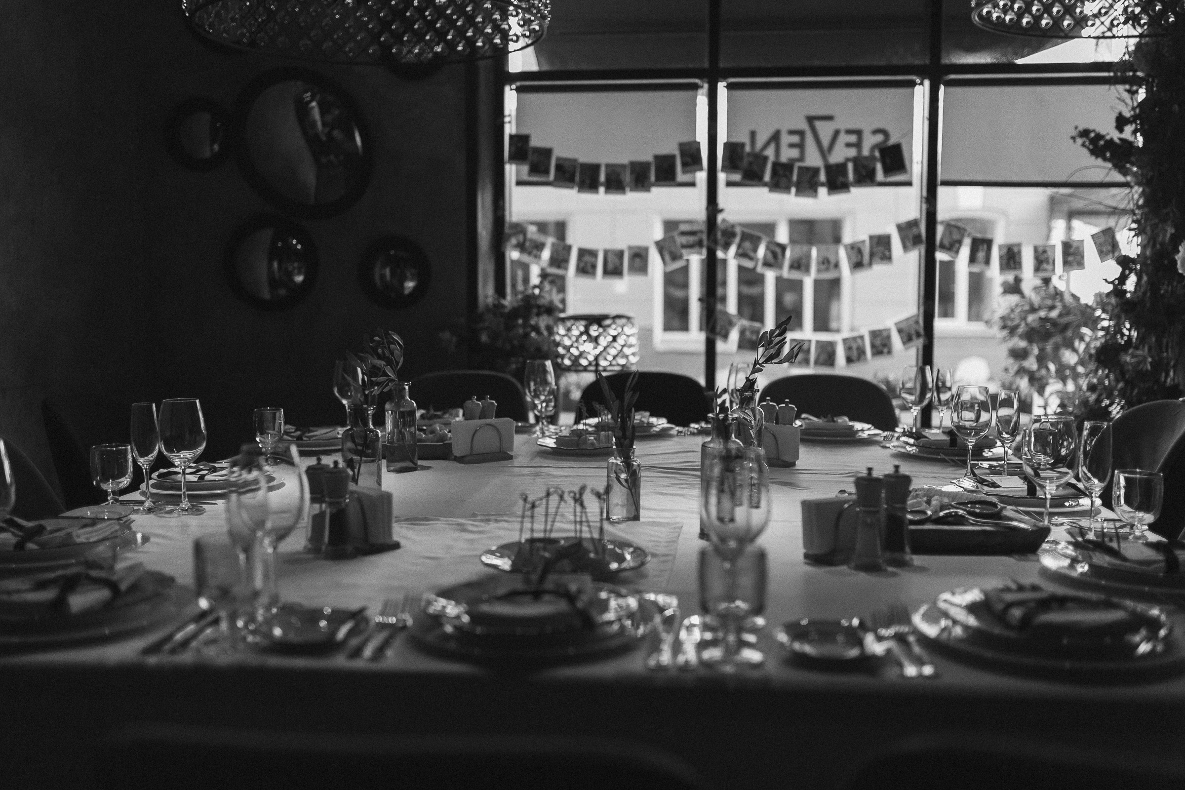 Свадебная фотосессия в оранжерее/Камерный ужин в центре Москвы Seven Rest. Свадебный фотограф в Москве Мария Крош