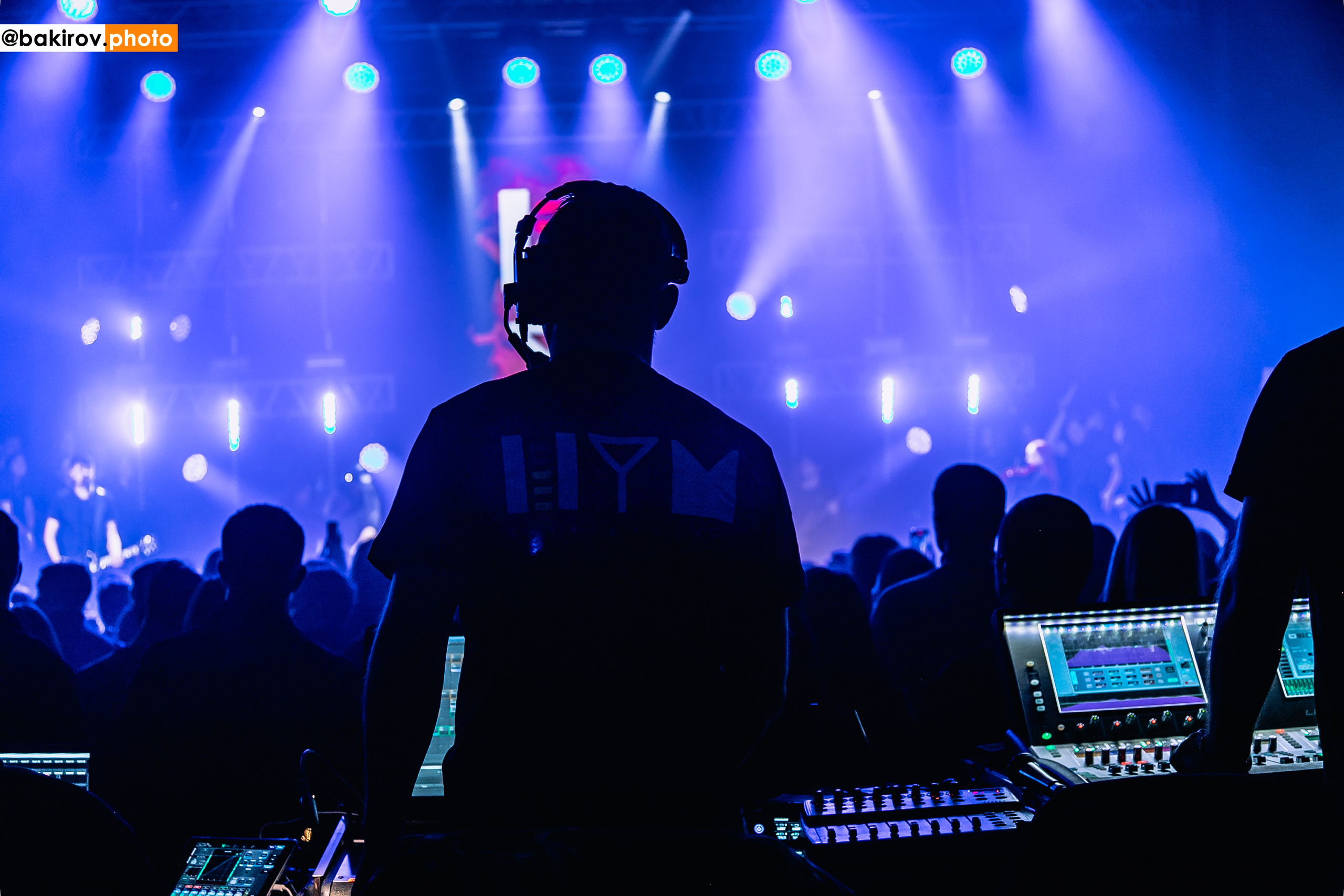 25.11 Концерт Шум. Команда специалистов в мире фотографии и видео. Детский фотограф, семейный фотограф