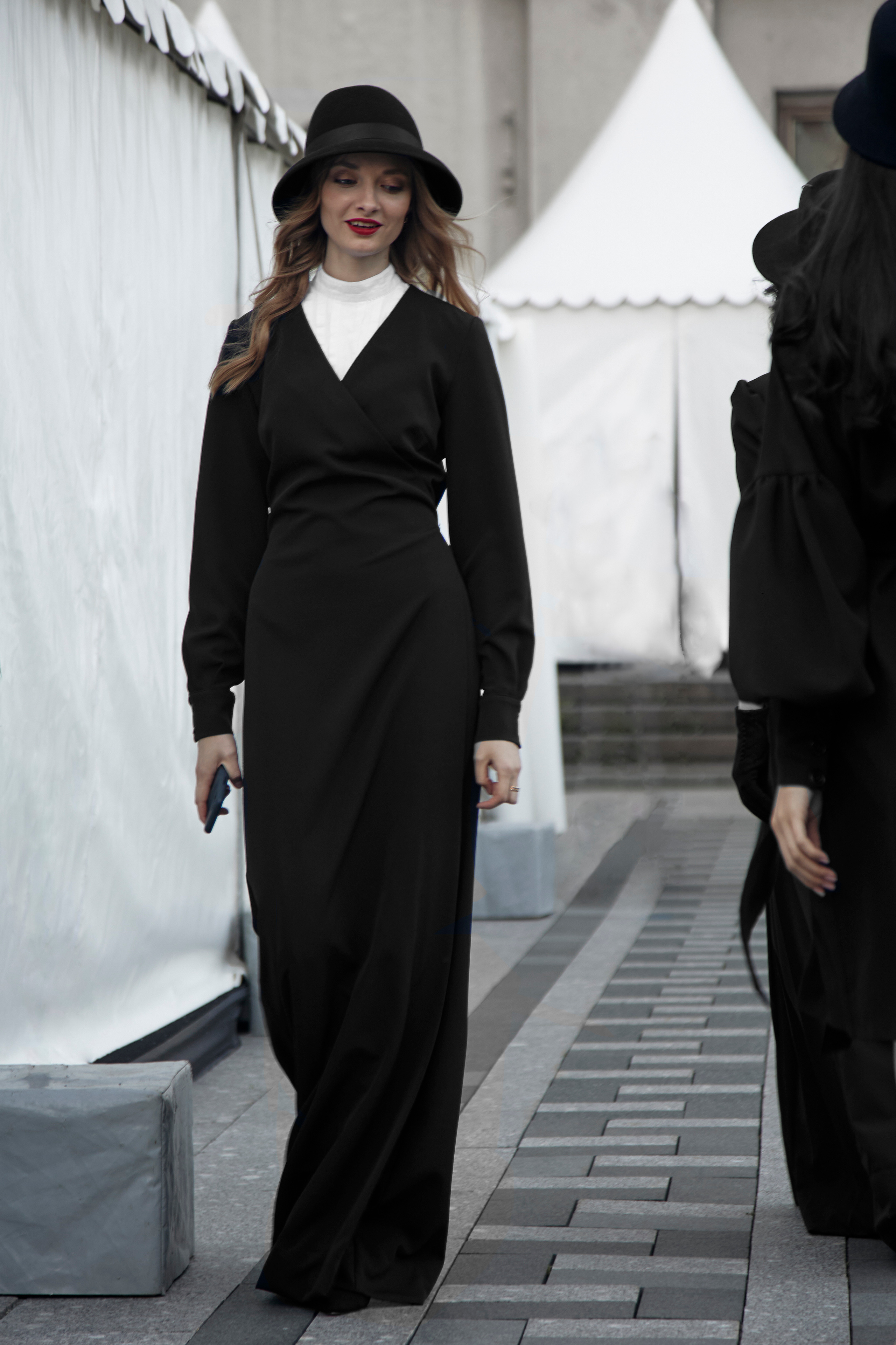 Viktoria Fleur runway. Maria Poleshchuk, commercial photographer in Sydney