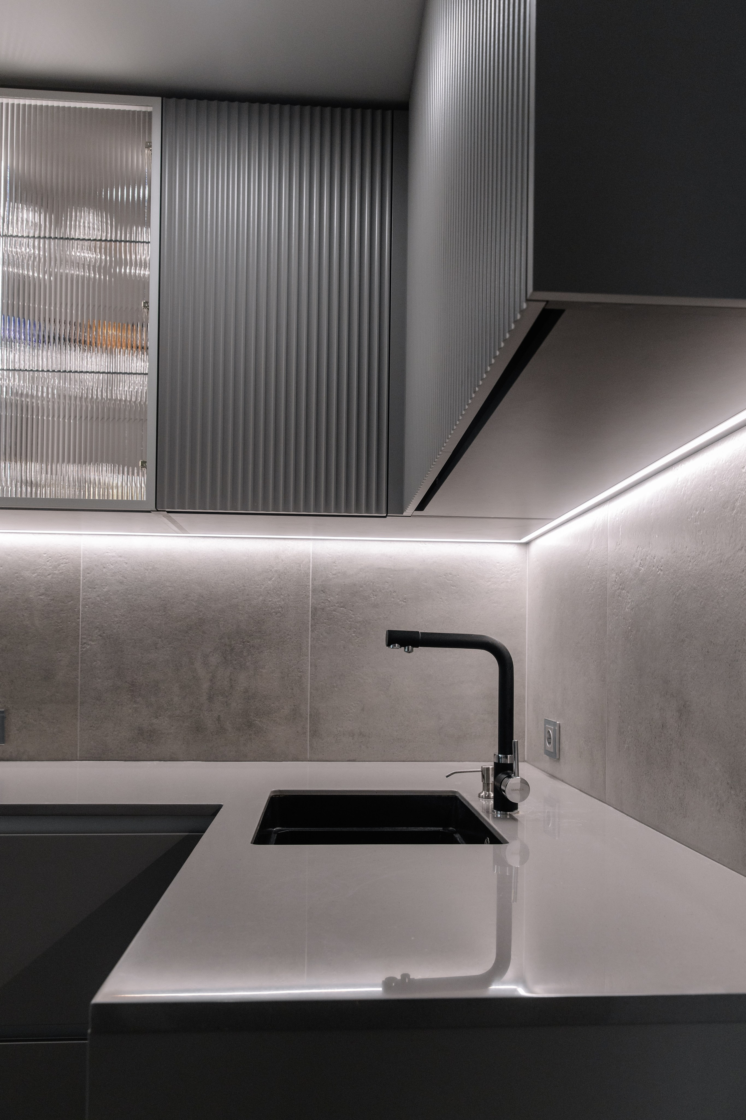 Кухня на заказ в Томске Шевченко. ГУДРУМ — Мебель на заказ в Томске | Кухни | Шкафы | Стулья и Столы