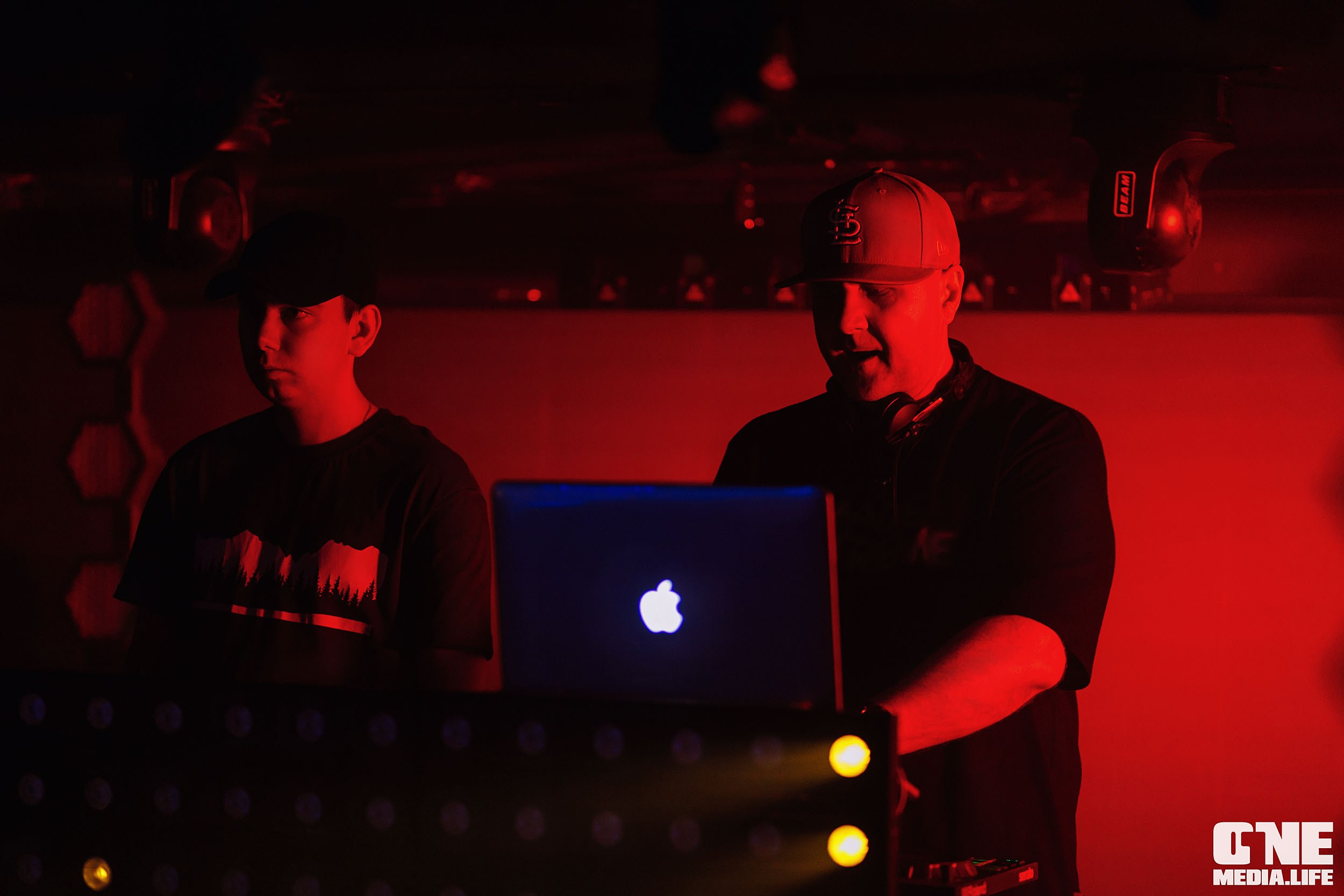 Фоторепортаж из Пиано бара. One Media Life: фоторепортажи, фотоотчеты с мероприятий и заведений