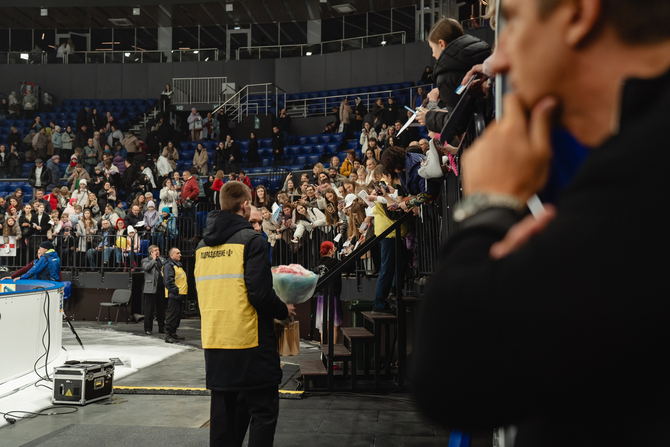 Шоу «Чемпионы на льду» в Новосибирске. Воробьева Ксения — Спортивный и танцевальный фотограф Новосибирск