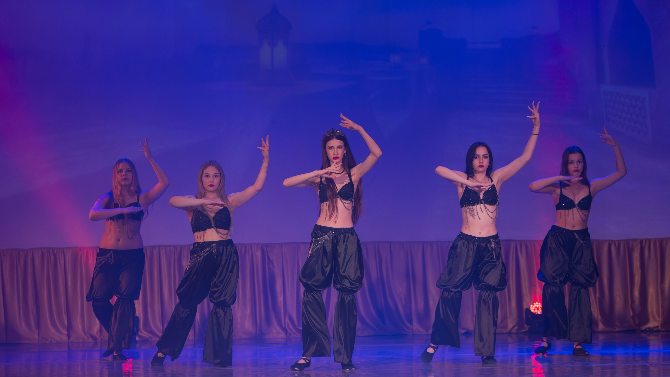 Студия «Lamis» отчетный концерт 2024. Выпускные альбомы и школьный фотограф в Подольске, Троицке, Щербинке, Москве и Московской области