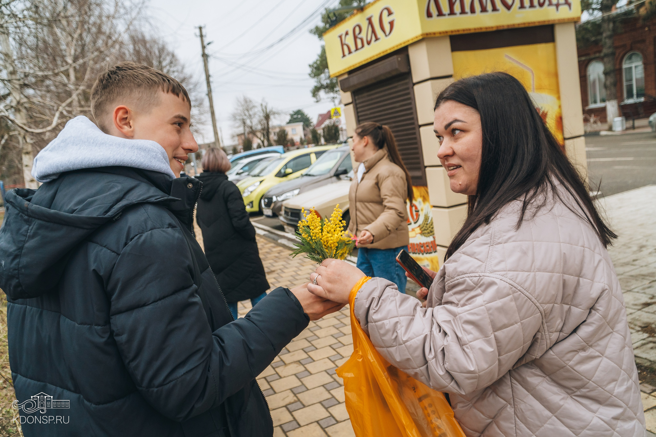 Поздравление от волонтёров станицы. Новотитаровский Дом культуры