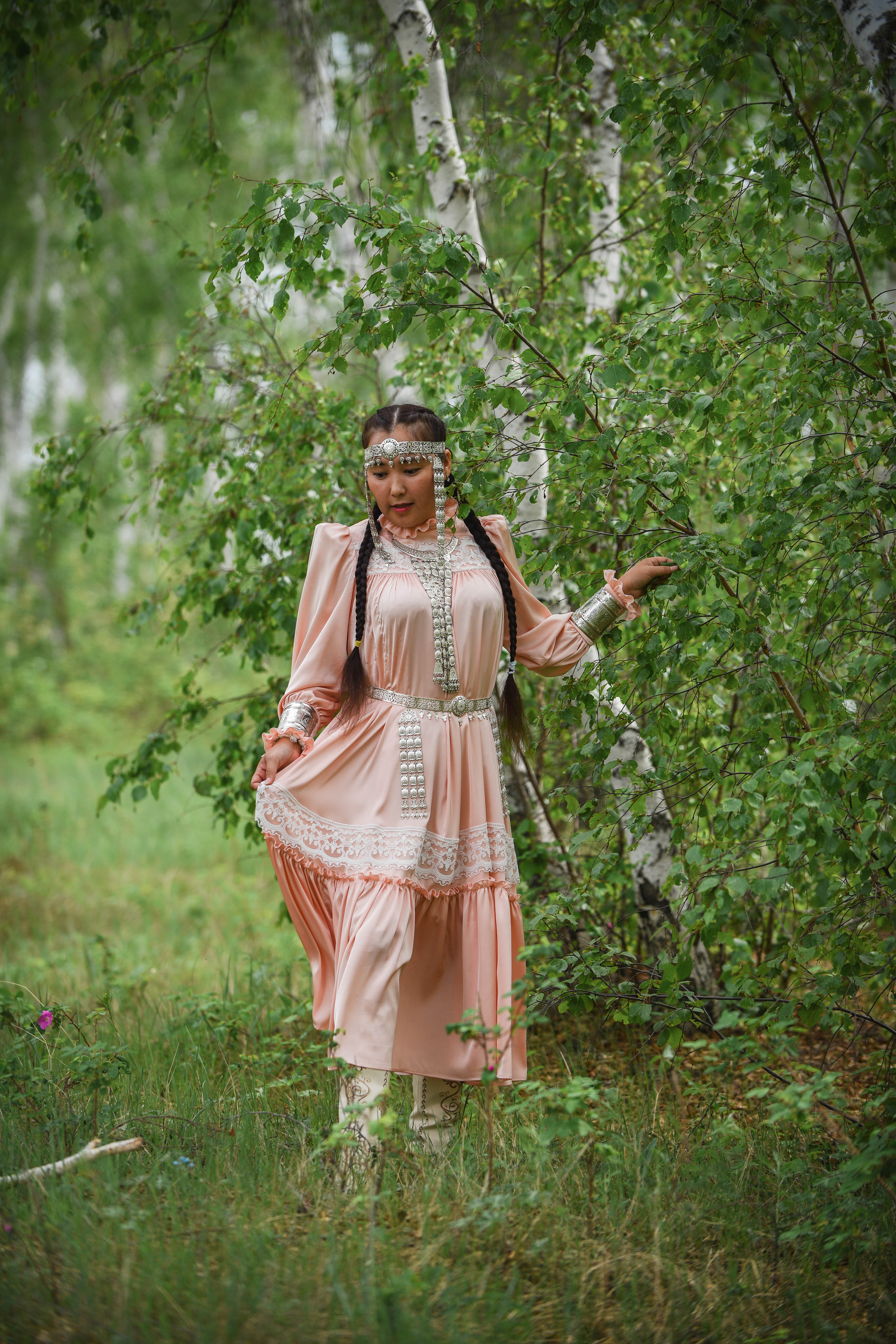 Фотосессия большой семьи в национальных костюмах. ФОТОГРАФ в МОСКВЕ Любовь Пронина