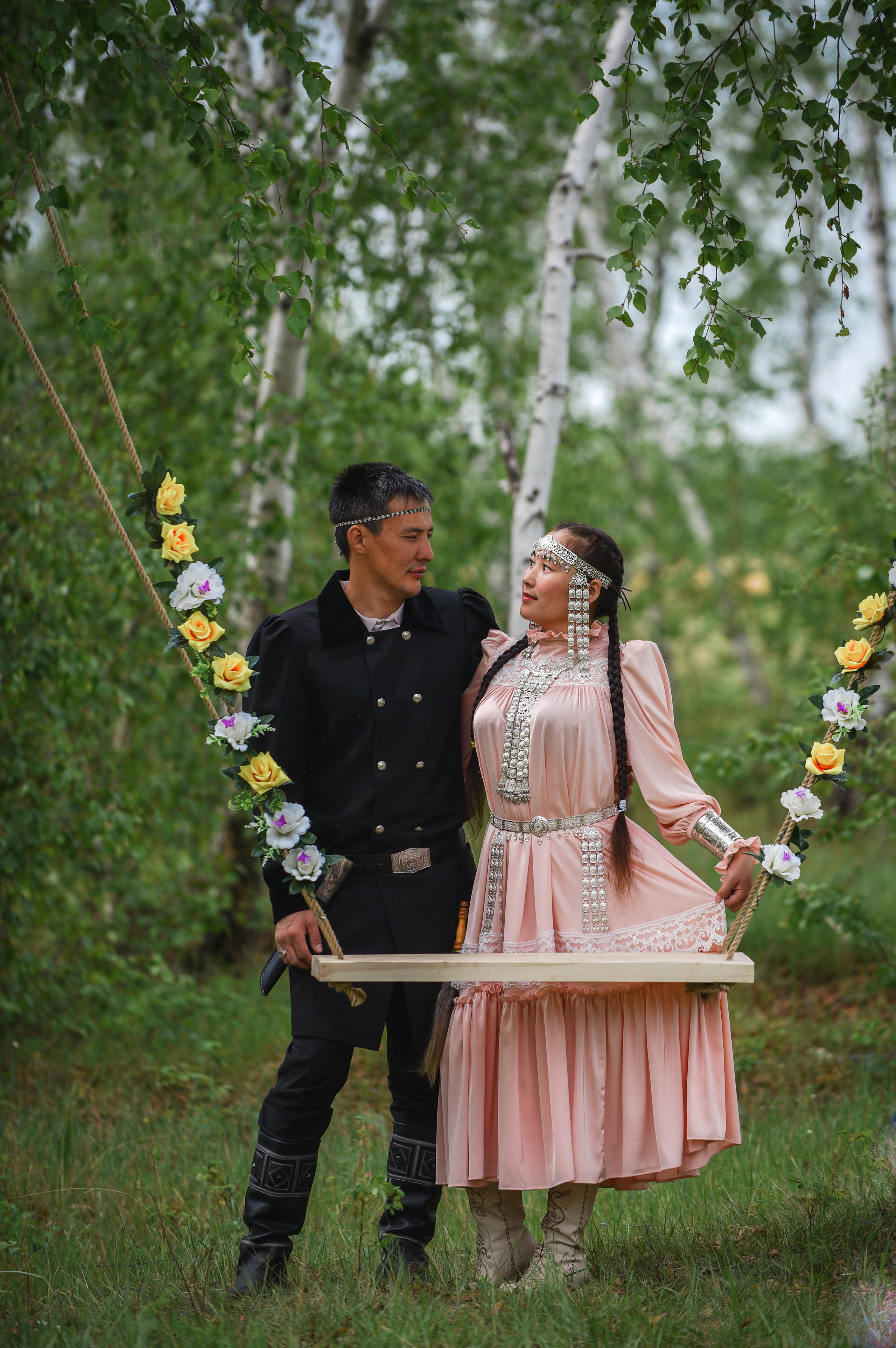 Фотосессия большой семьи в национальных костюмах. ФОТОГРАФ в МОСКВЕ Любовь Пронина