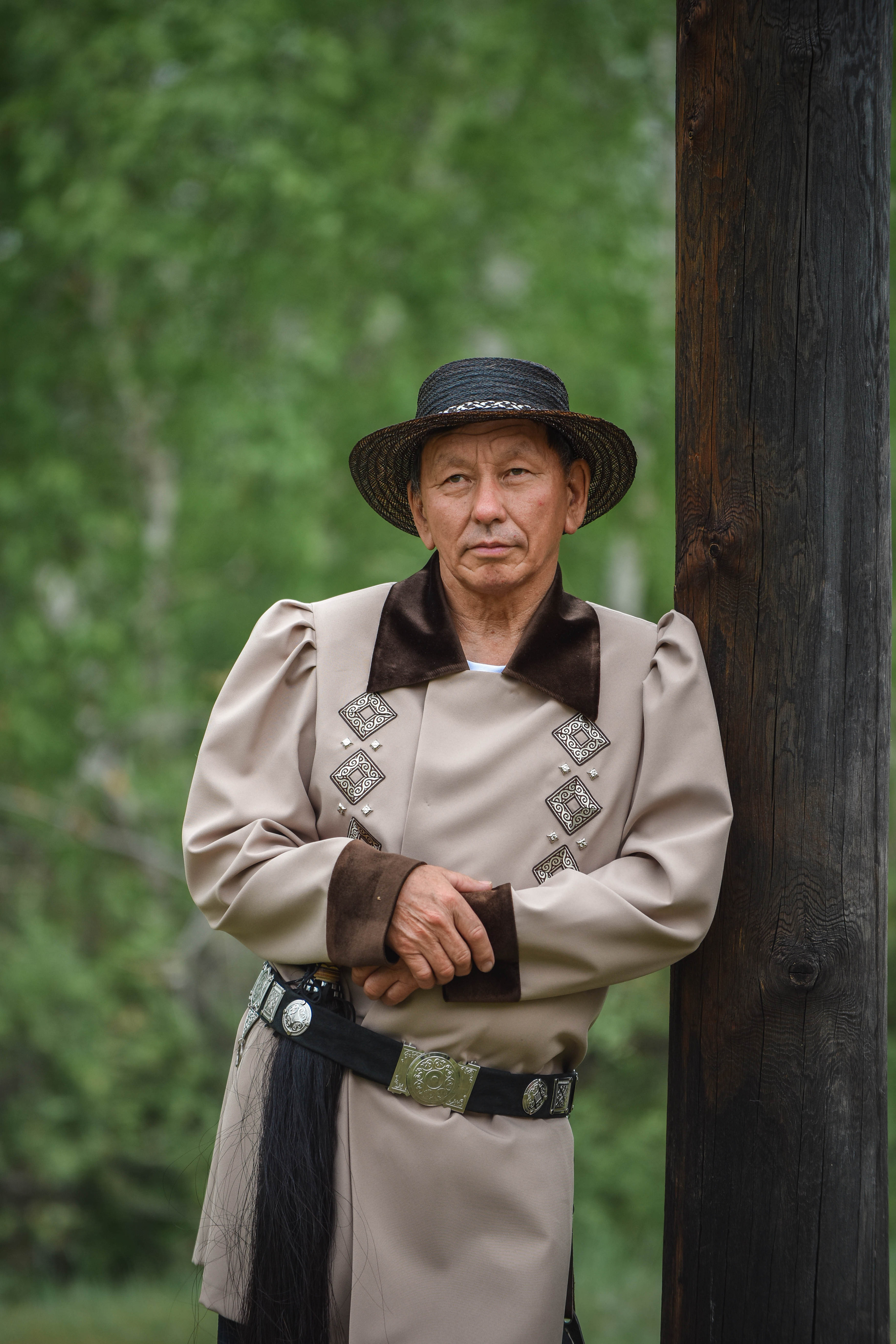 Фотосессия большой семьи в национальных костюмах. ФОТОГРАФ в МОСКВЕ Любовь Пронина