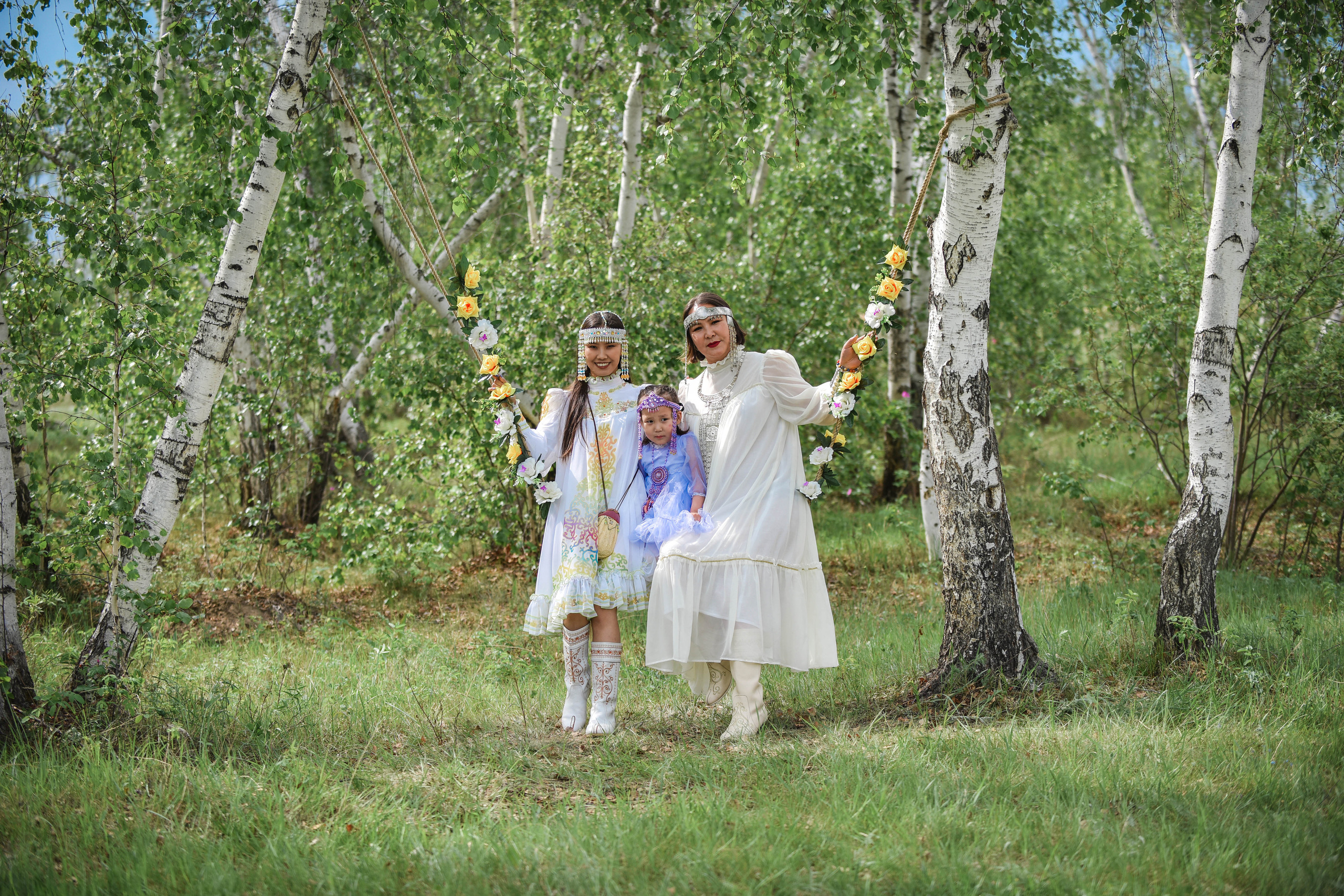 Фотосессия большой семьи в национальных костюмах. ФОТОГРАФ в МОСКВЕ Любовь Пронина