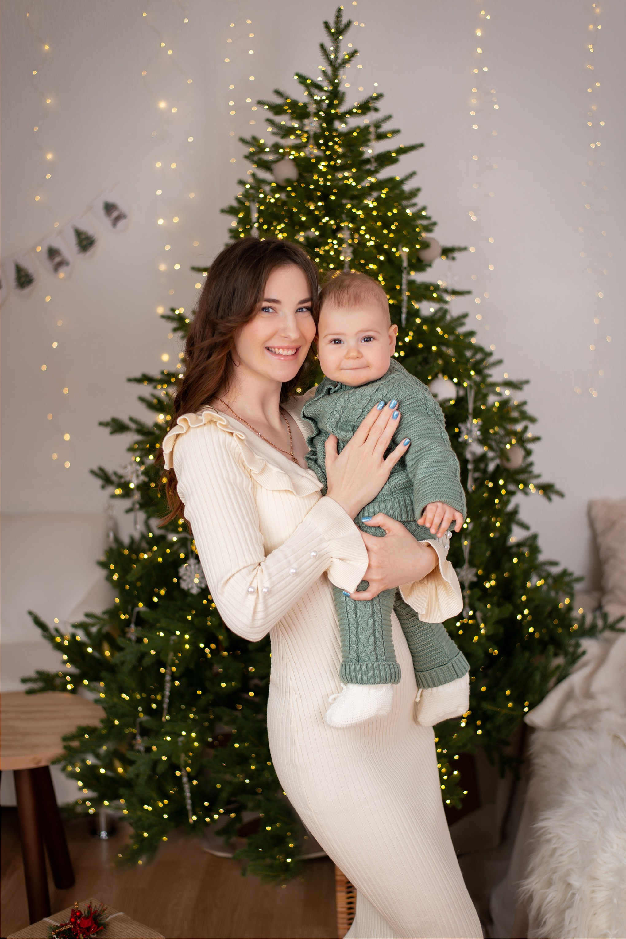 Семейная новогодняя фотосессия детская новогодняяя фотосессия Крымск. Детский и семейный фотограф в г. Крымске