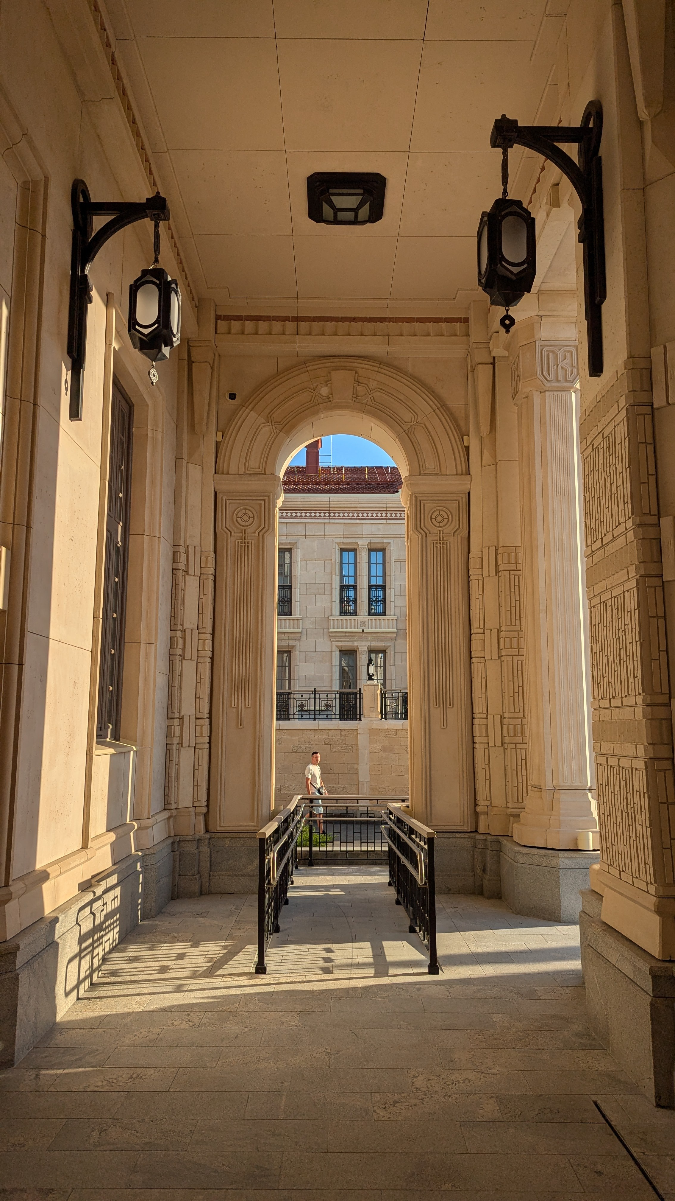 Музеи Севастополя, что посмотреть в Севастополе, экскурсии по Севастополю. Профессиональная фотосъемка в Крыму. Натуральные эмоции и живые кадры. Забронируйте дату прямо сейчас!