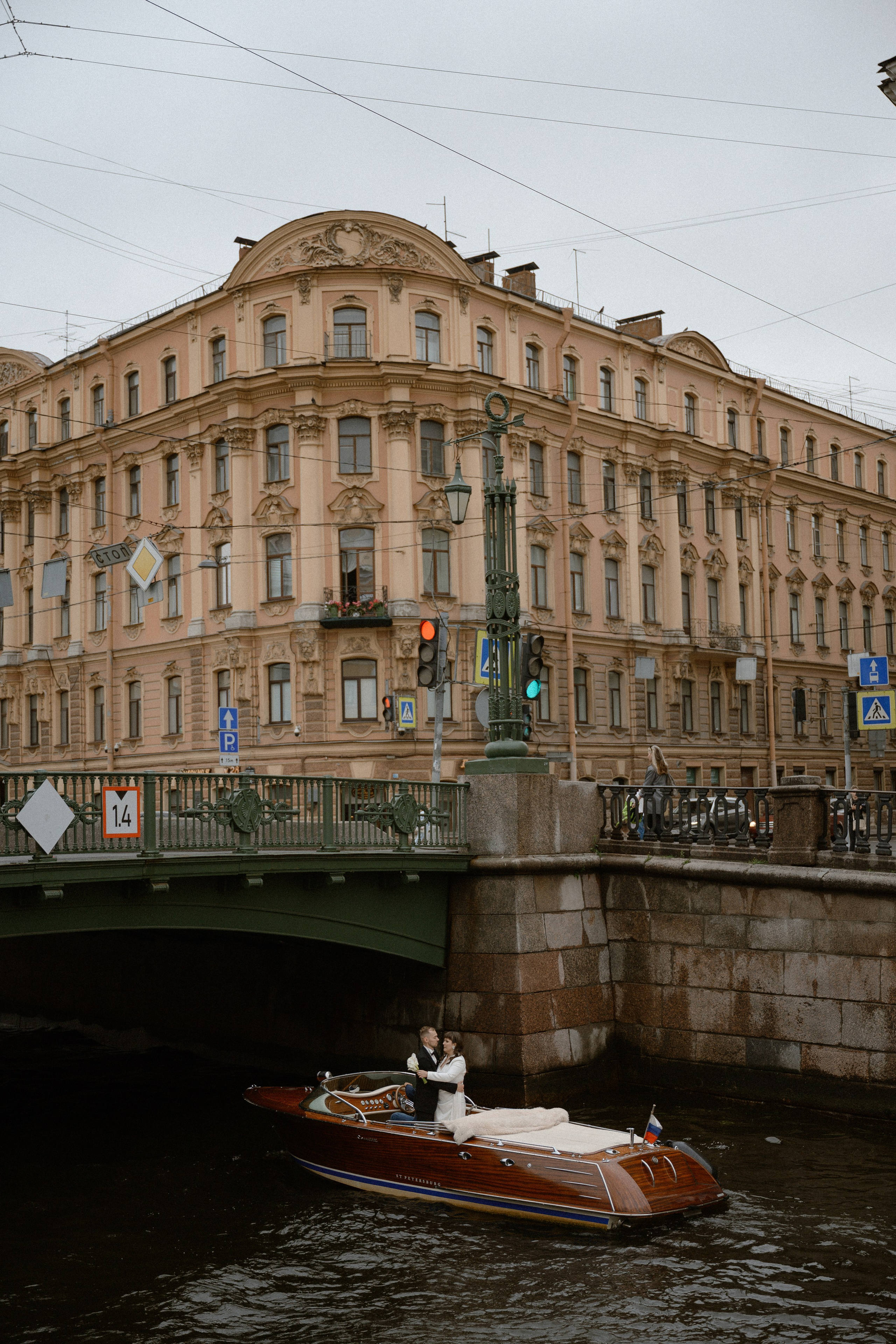 свадебная фотосессия на катере