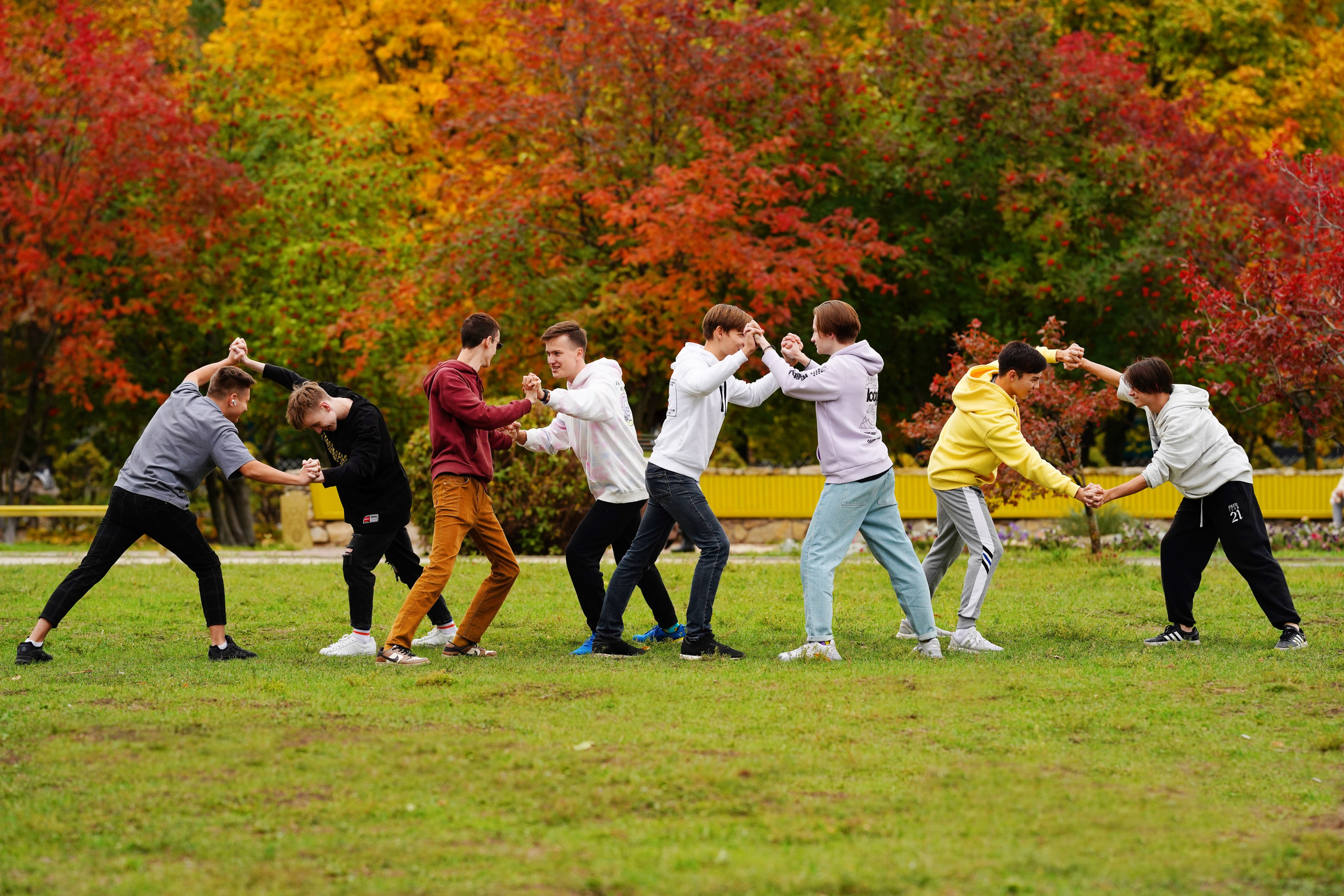 Осень 9,11 класс. Фотограф Герман