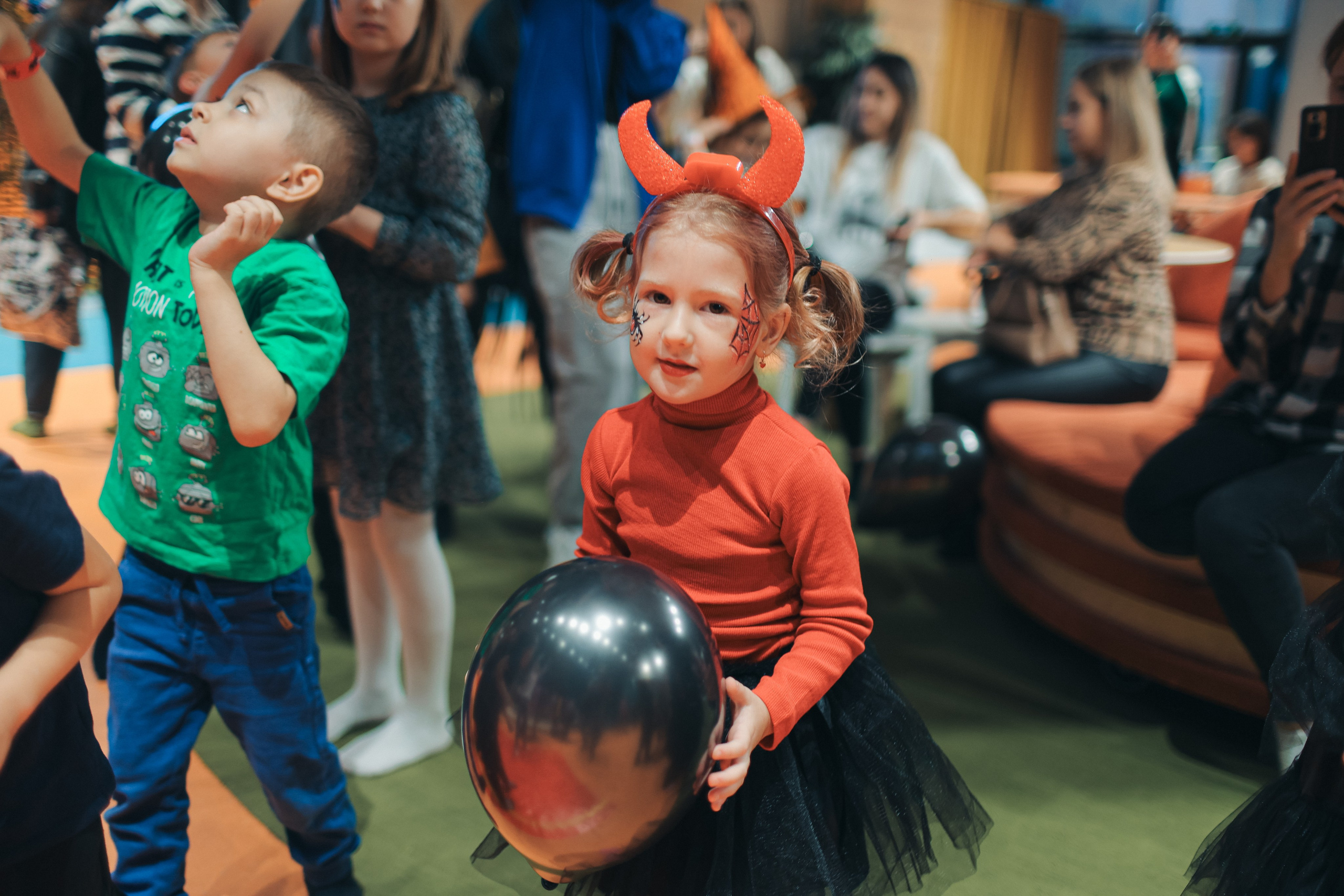 02.11 Halloween в Zhooki Park. Команда специалистов в мире фотографии и видео. Детский фотограф, семейный фотограф