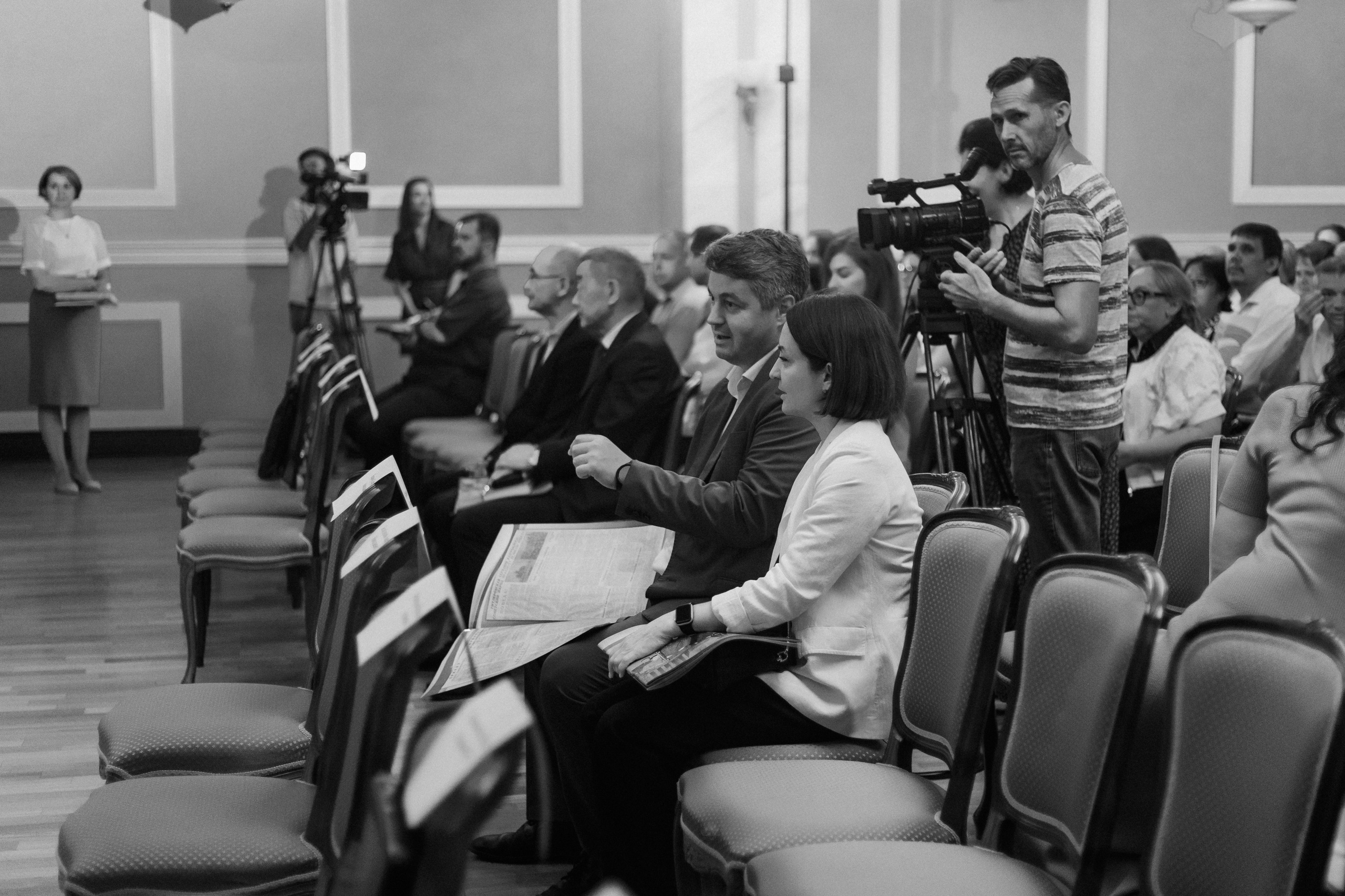 ПРЕЗЕНТАЦИЯ КНИГИ — 80 ЛЕТ ПОБЕДЫ. СВОИ. ФОТООТЧЕТЫ-СОБЫТИЯ-МЕСТА