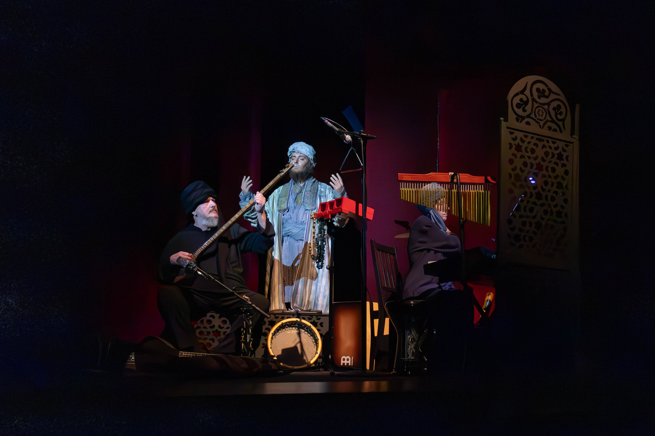 Спектакль «Далеко-далеко на Востоке» в театре Терезы Дуровой