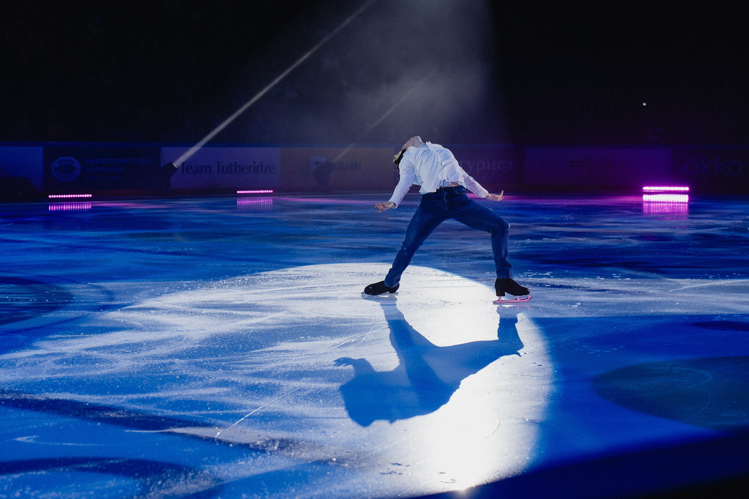 Шоу Этери Тутберидзе в Новосибирске. Воробьева Ксения — Спортивный и танцевальный фотограф Новосибирск