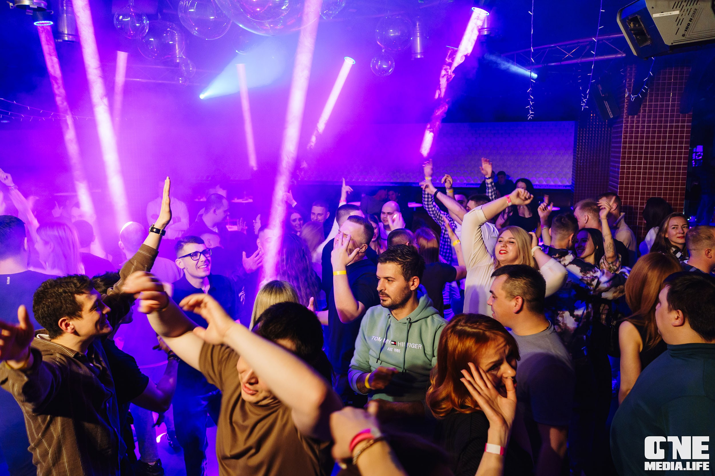 Фоторепортаж из РК Планета. One Media Life: фоторепортажи, фотоотчеты с мероприятий и заведений