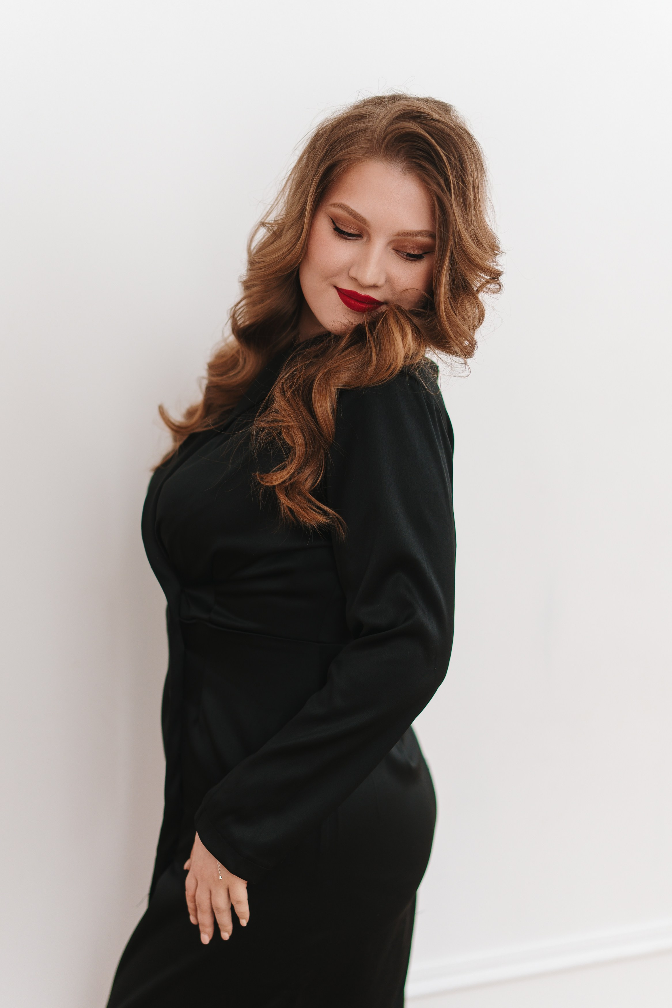 Love Story фотосессия в Уфе 14 февраля — эстетик съёмка в фотостудии