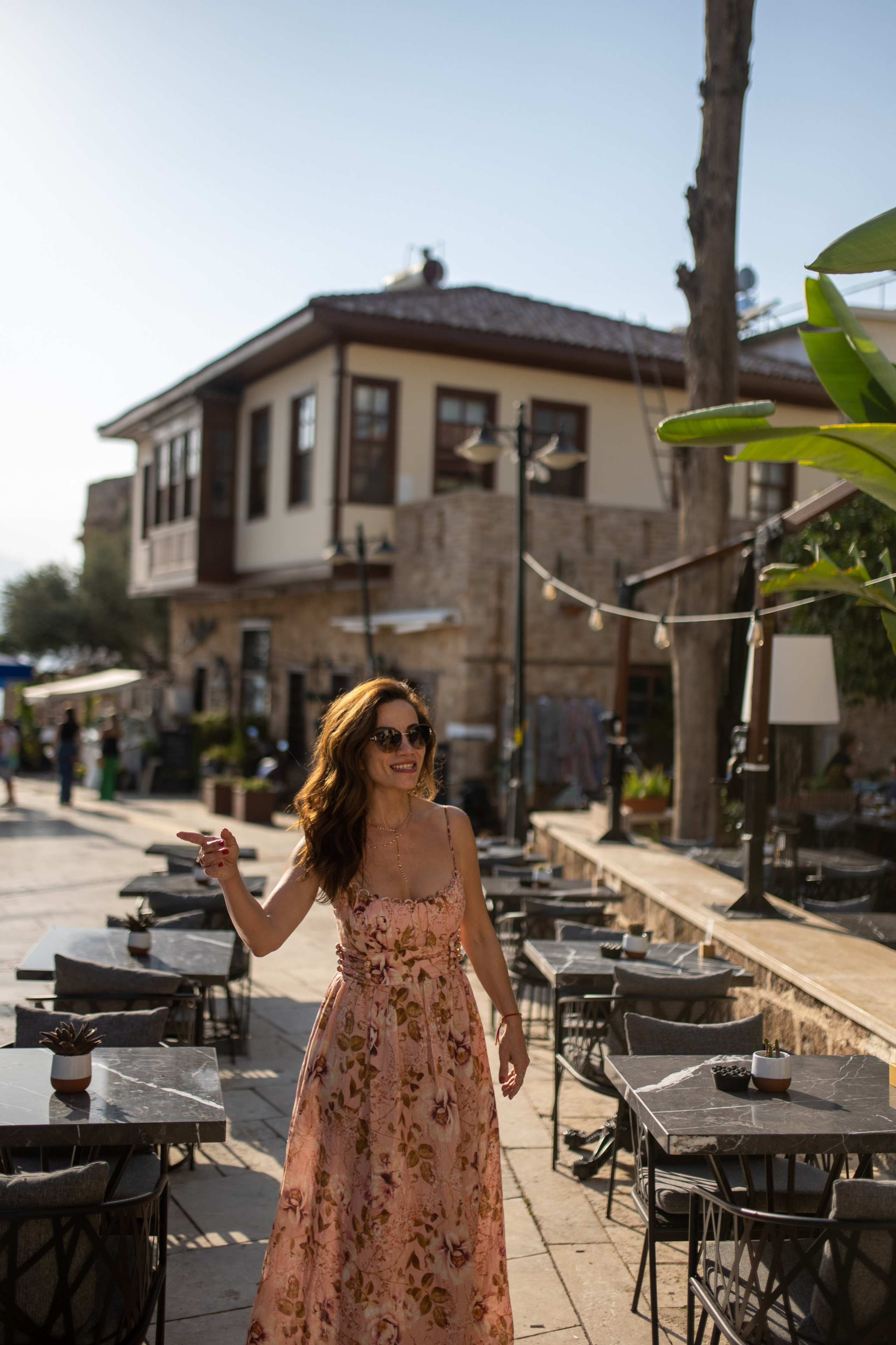 Индивидуальная фотосессия в старом городе Калеичи Анталия. Профессиональный фотограф в Турции Анталии Кемере Сиде Белеке Алании